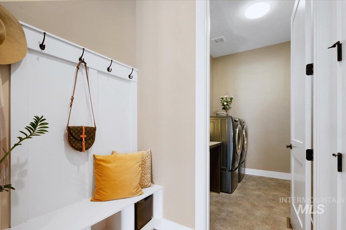 2578 E Shady Glade Drive, Meridian, Idaho 83642, 4 Bedrooms, 4 Bathrooms, Residential For Sale, Price $969,000, 98981278