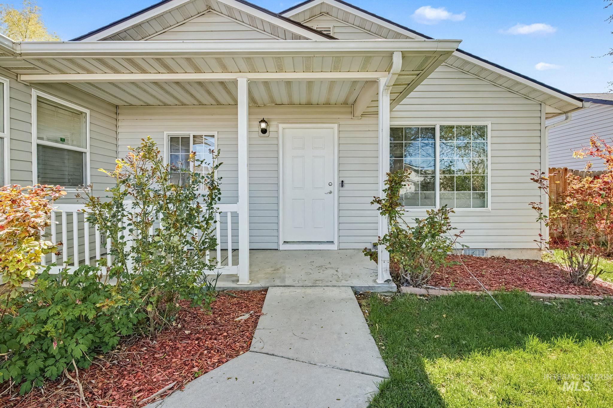 3824 Groveton St, Caldwell, Idaho 83605, 3 Bedrooms, 2 Bathrooms, Residential For Sale, Price $333,000, 98981279