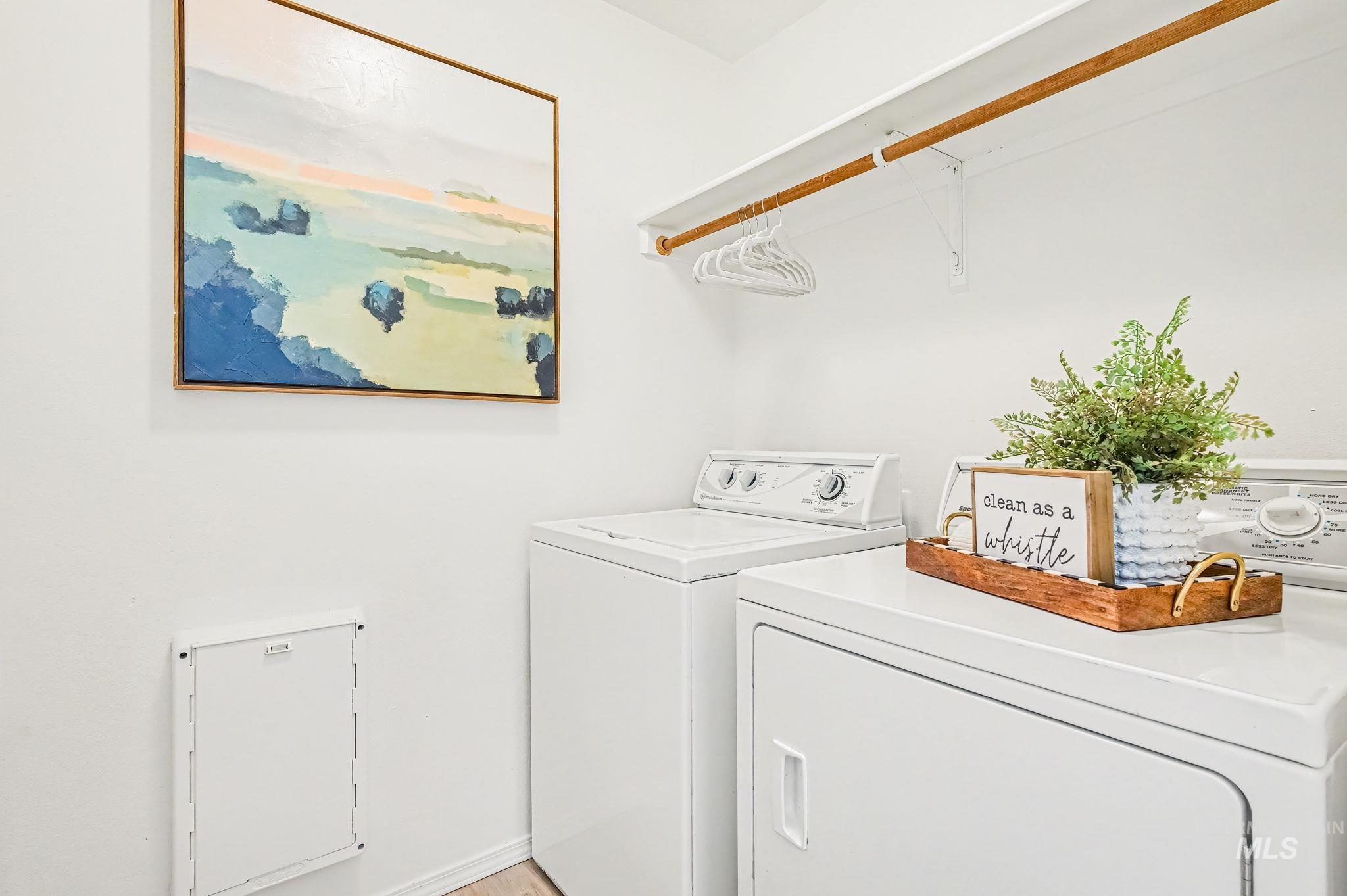 3824 Groveton St, Caldwell, Idaho 83605, 3 Bedrooms, 2 Bathrooms, Residential For Sale, Price $333,000, 98981279