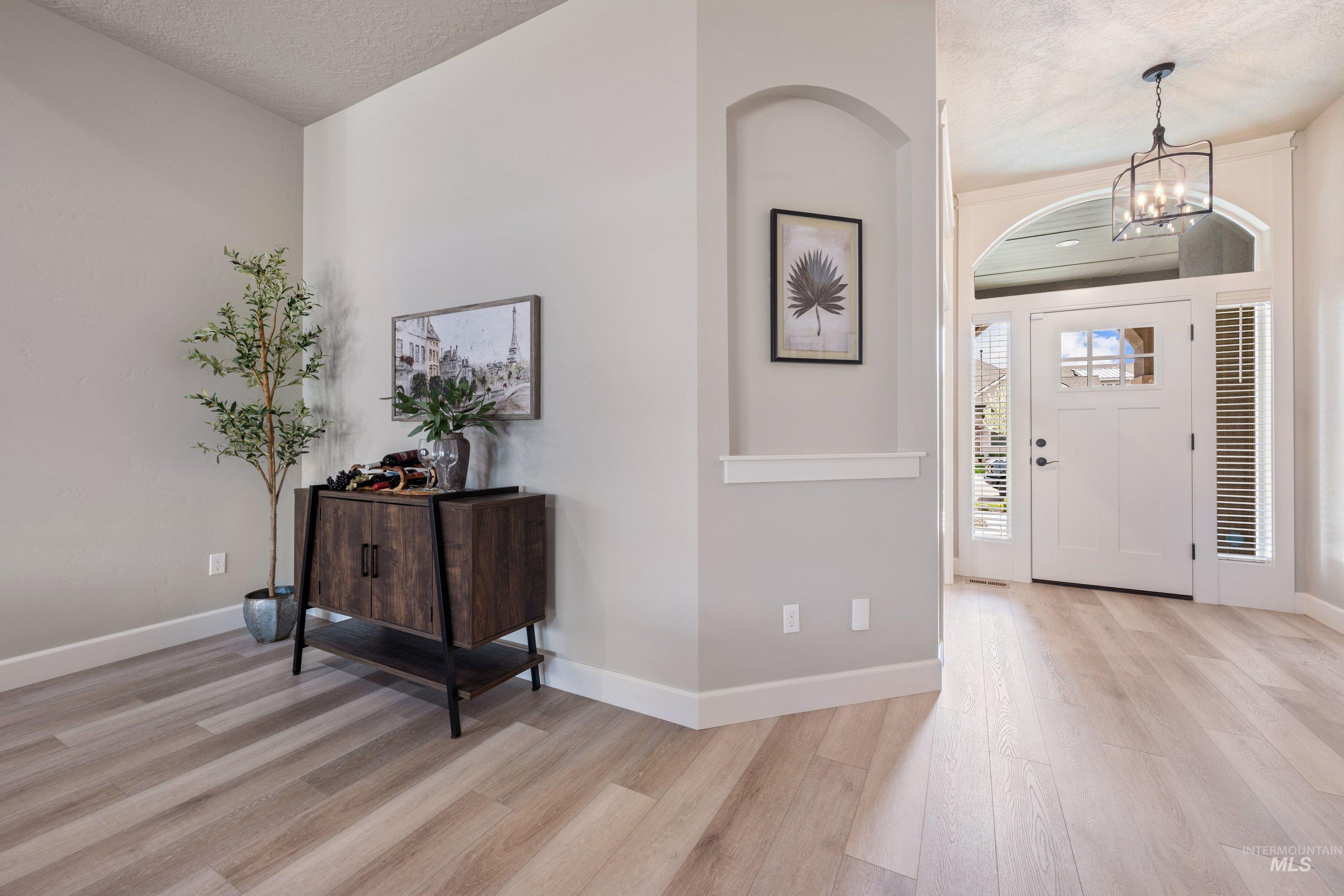 12480 W Superior St, Star, Idaho 83669, 3 Bedrooms, 3 Bathrooms, Residential For Sale, Price $878,000, 98981281