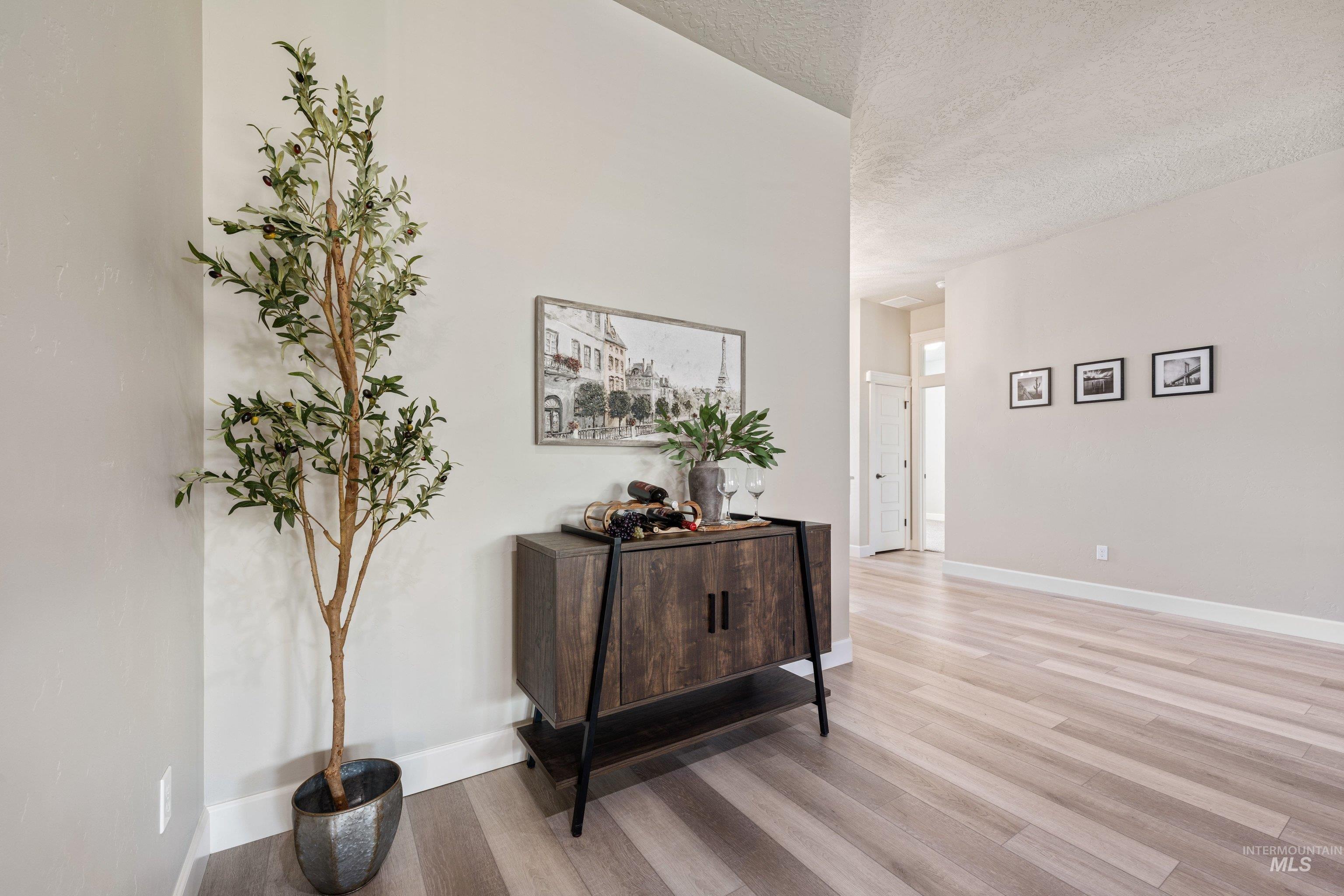 12480 W Superior St, Star, Idaho 83669, 3 Bedrooms, 3 Bathrooms, Residential For Sale, Price $878,000, 98981281