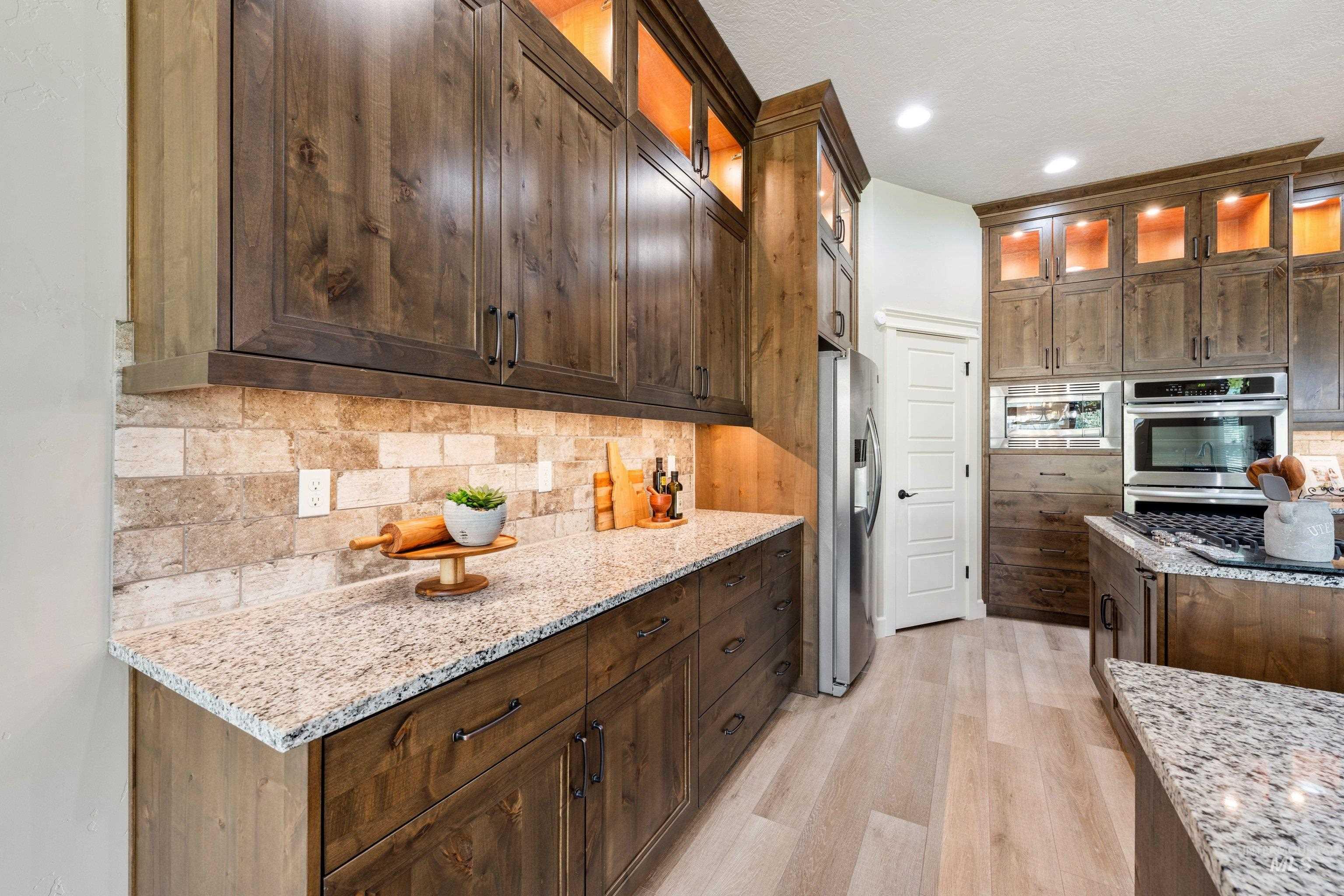 12480 W Superior St, Star, Idaho 83669, 3 Bedrooms, 3 Bathrooms, Residential For Sale, Price $878,000, 98981281