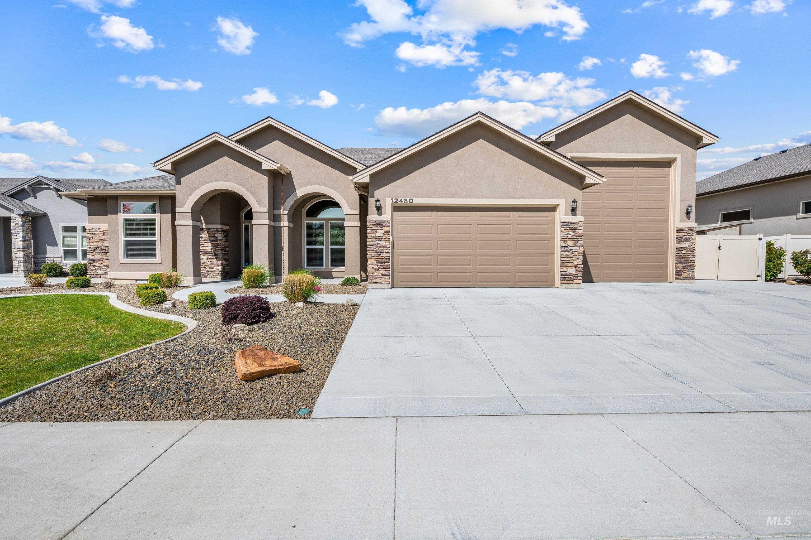 12480 W Superior St, Star, Idaho 83669, 3 Bedrooms, 3 Bathrooms, Residential For Sale, Price $878,000, 98981281