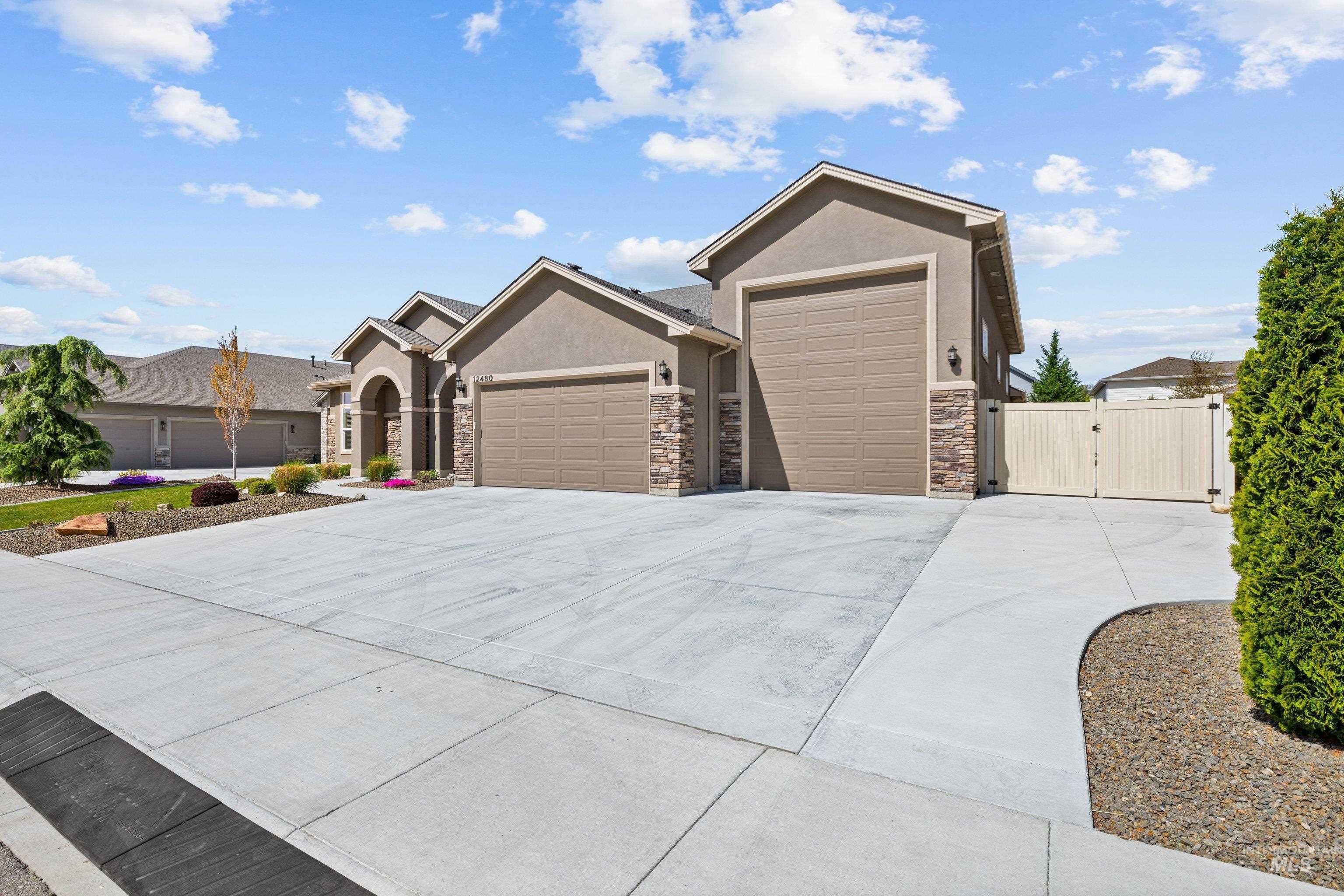 12480 W Superior St, Star, Idaho 83669, 3 Bedrooms, 3 Bathrooms, Residential For Sale, Price $878,000, 98981281