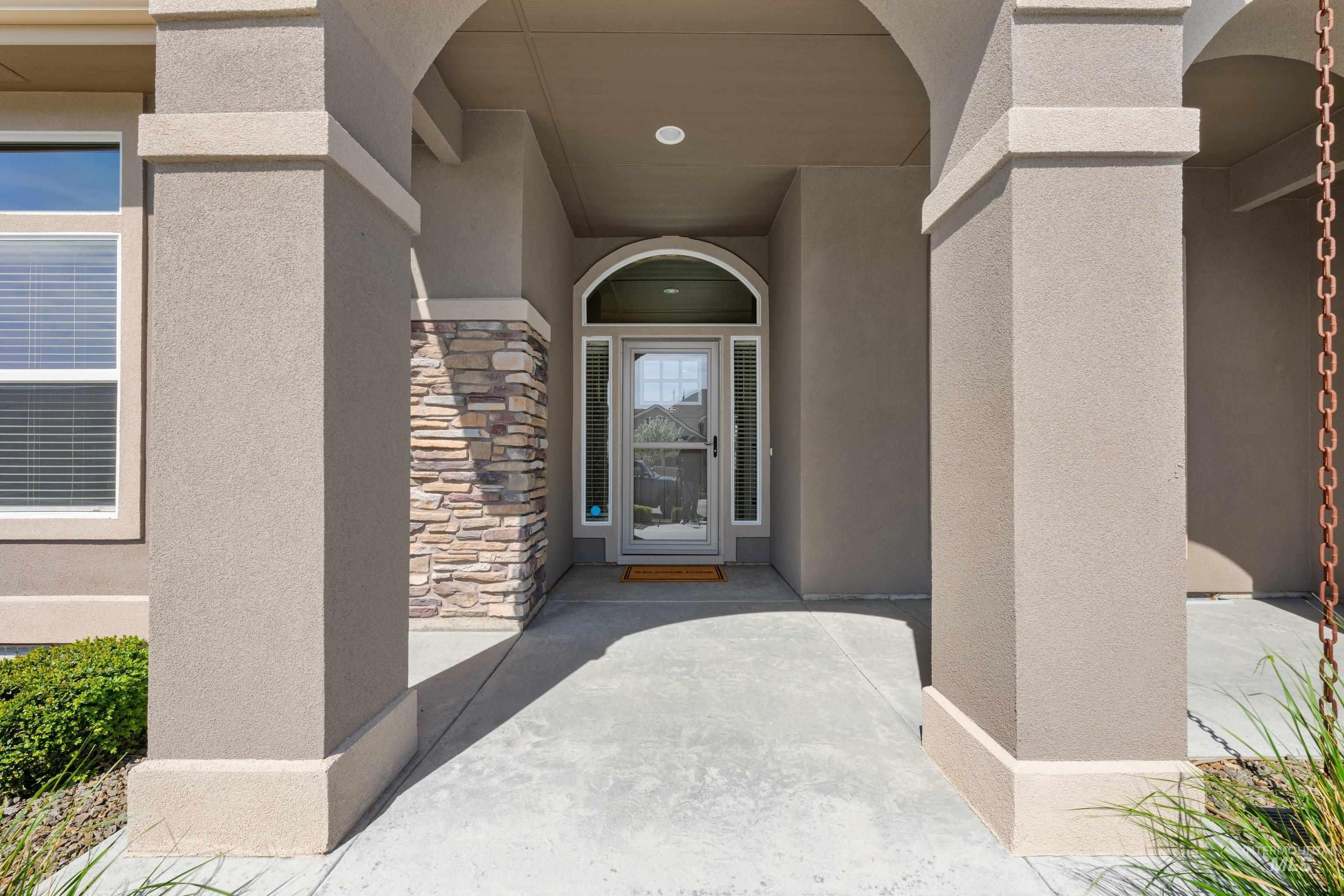 12480 W Superior St, Star, Idaho 83669, 3 Bedrooms, 3 Bathrooms, Residential For Sale, Price $878,000, 98981281