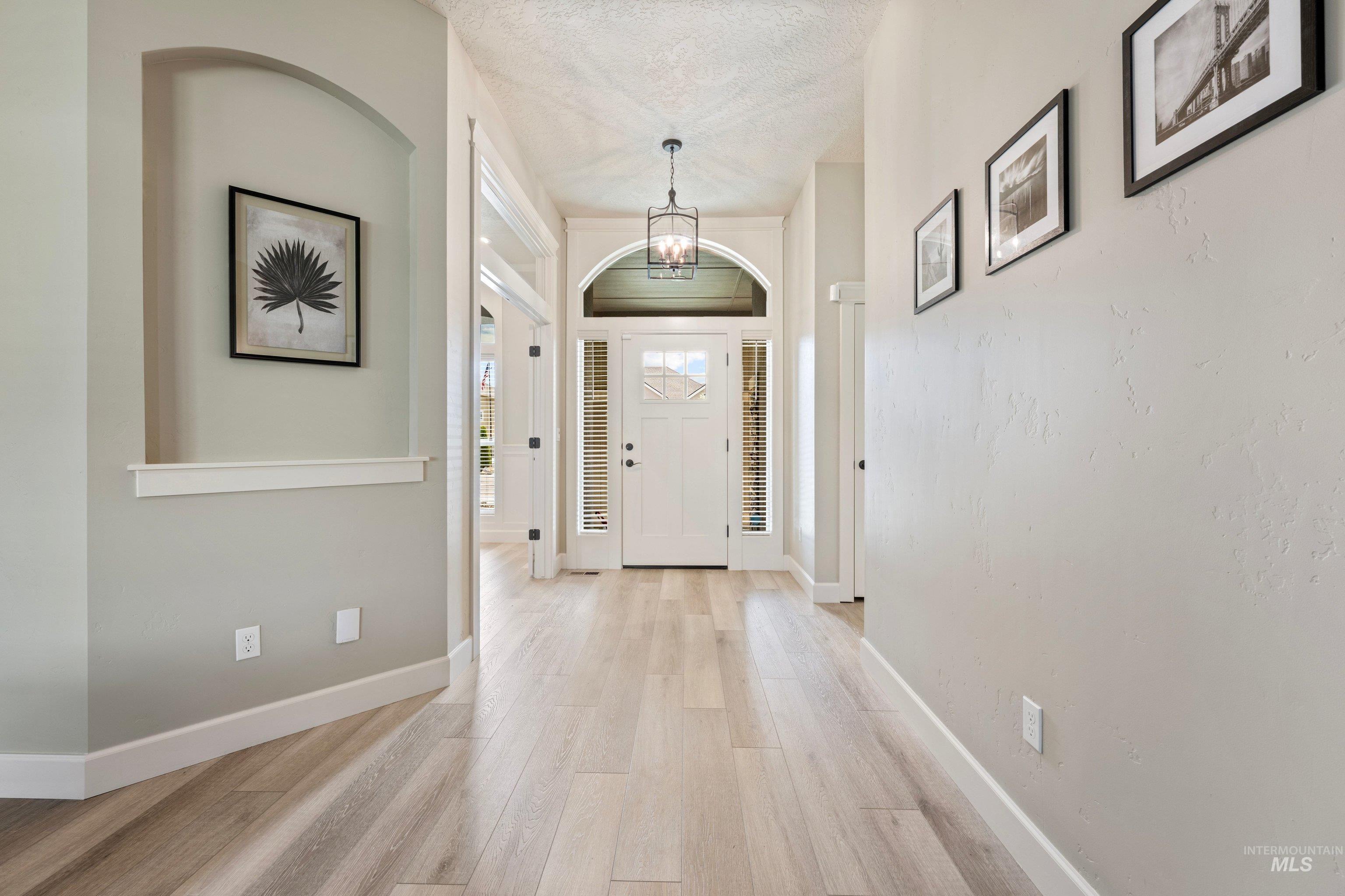 12480 W Superior St, Star, Idaho 83669, 3 Bedrooms, 3 Bathrooms, Residential For Sale, Price $878,000, 98981281