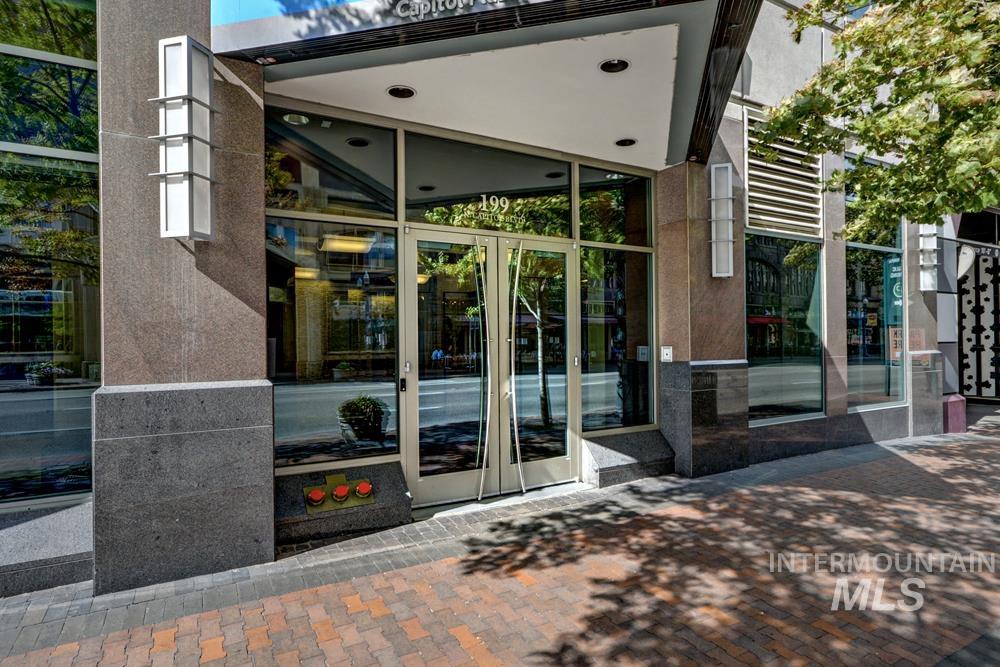 199 N Capitol Blvd, Boise, Idaho 83702, 2 Bedrooms, 2 Bathrooms, Residential For Sale, Price $840,000, 98981282