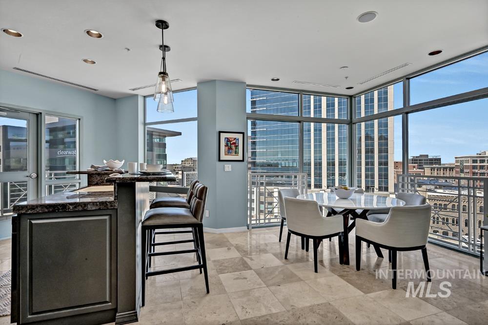 199 N Capitol Blvd, Boise, Idaho 83702, 2 Bedrooms, 2 Bathrooms, Residential For Sale, Price $840,000, 98981282