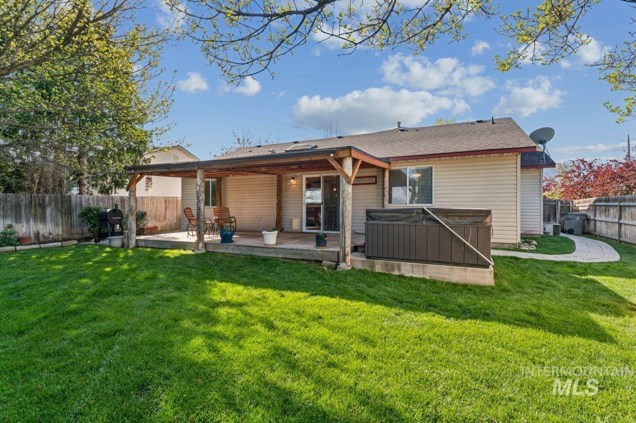 11980 Colonial Dr, Caldwell, Idaho 83605, 3 Bedrooms, 2 Bathrooms, Residential For Sale, Price $349,900, 98981288