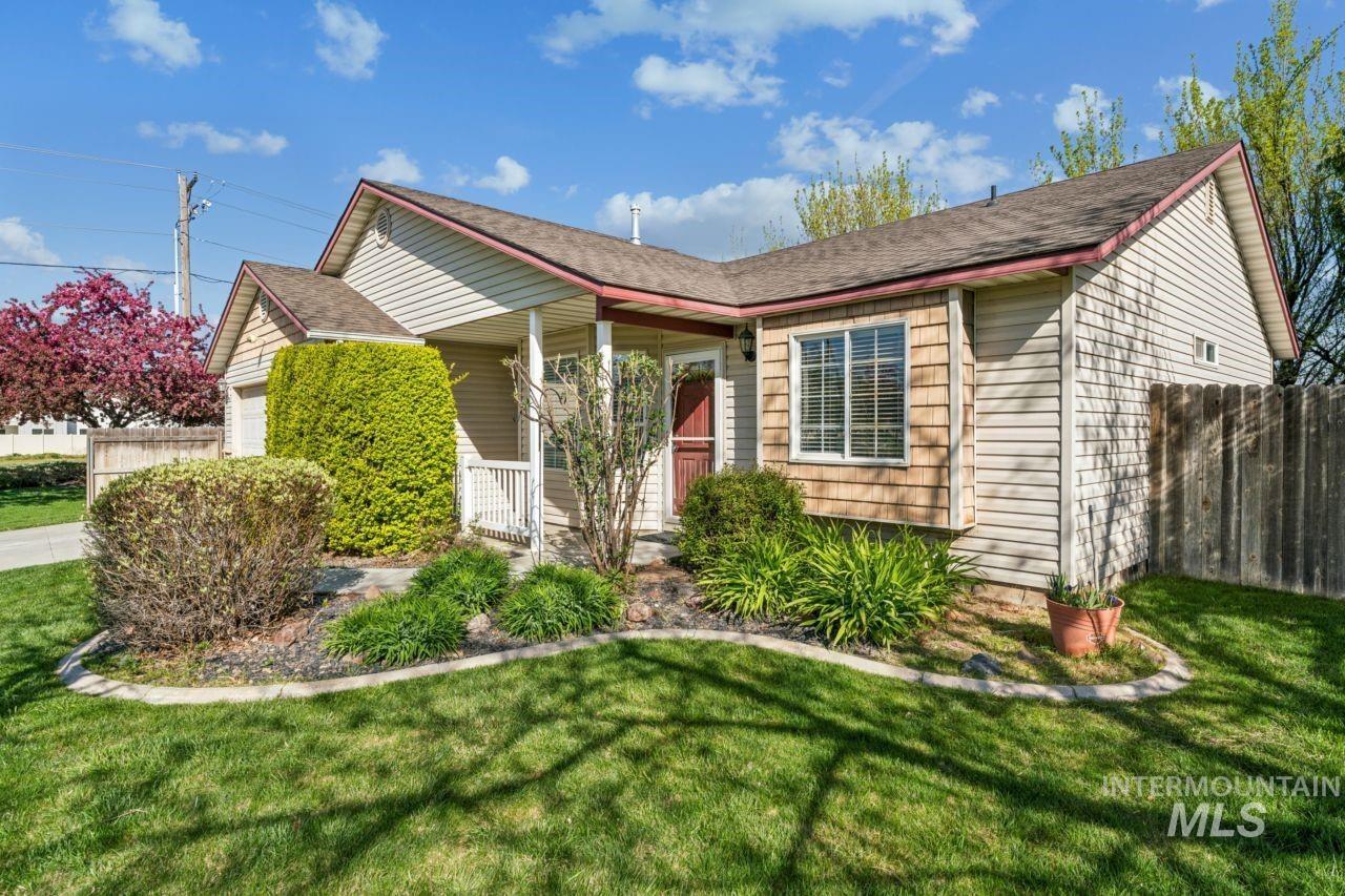 11980 Colonial Dr, Caldwell, Idaho 83605, 3 Bedrooms, 2 Bathrooms, Residential For Sale, Price $349,900, 98981288