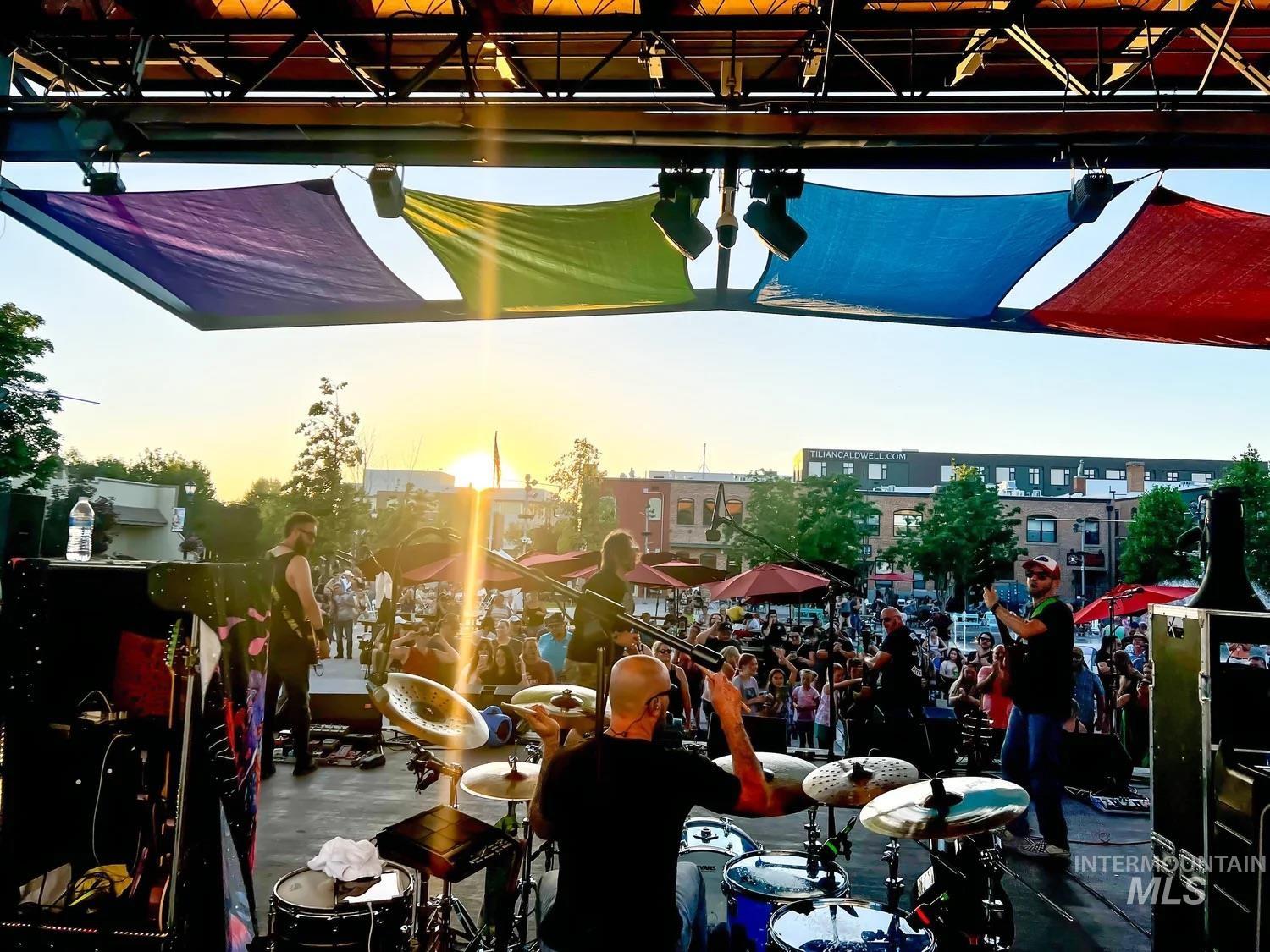 11980 Colonial Dr, Caldwell, Idaho 83605, 3 Bedrooms, 2 Bathrooms, Residential For Sale, Price $349,900, 98981288