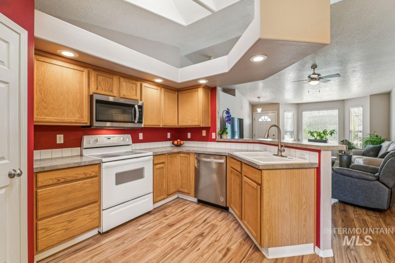 11980 Colonial Dr, Caldwell, Idaho 83605, 3 Bedrooms, 2 Bathrooms, Residential For Sale, Price $349,900, 98981288