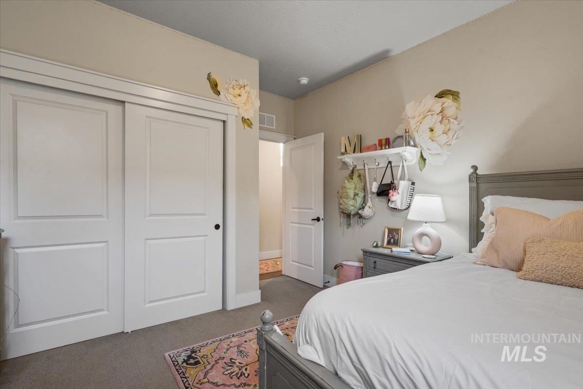 6217 W Ina Dr, Boise, Idaho 83703, 3 Bedrooms, 2.5 Bathrooms, Residential For Sale, Price $875,000, 98981291