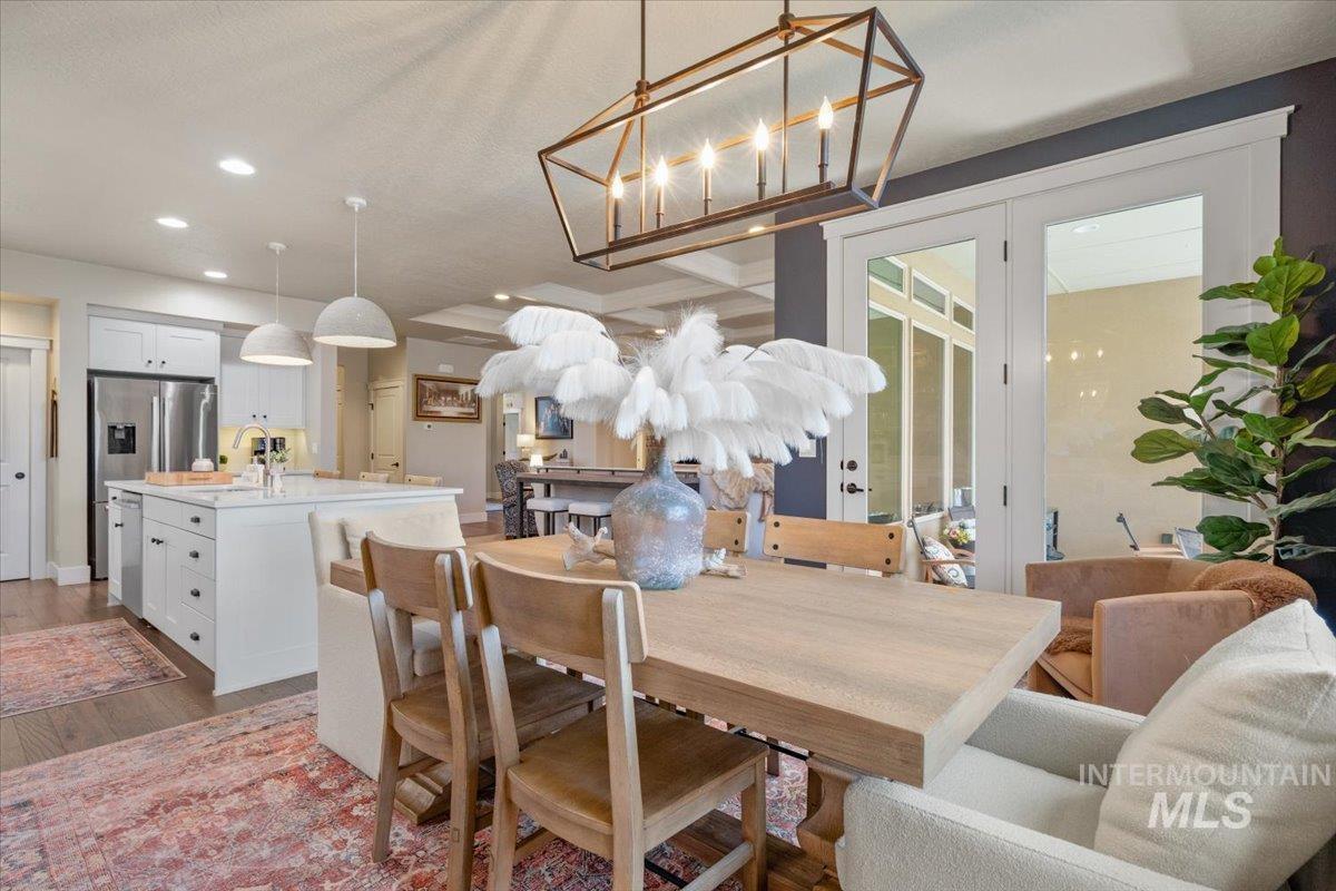 6217 W Ina Dr, Boise, Idaho 83703, 3 Bedrooms, 2.5 Bathrooms, Residential For Sale, Price $875,000, 98981291