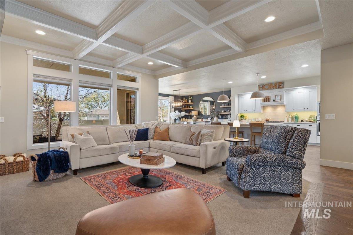 6217 W Ina Dr, Boise, Idaho 83703, 3 Bedrooms, 2.5 Bathrooms, Residential For Sale, Price $875,000, 98981291