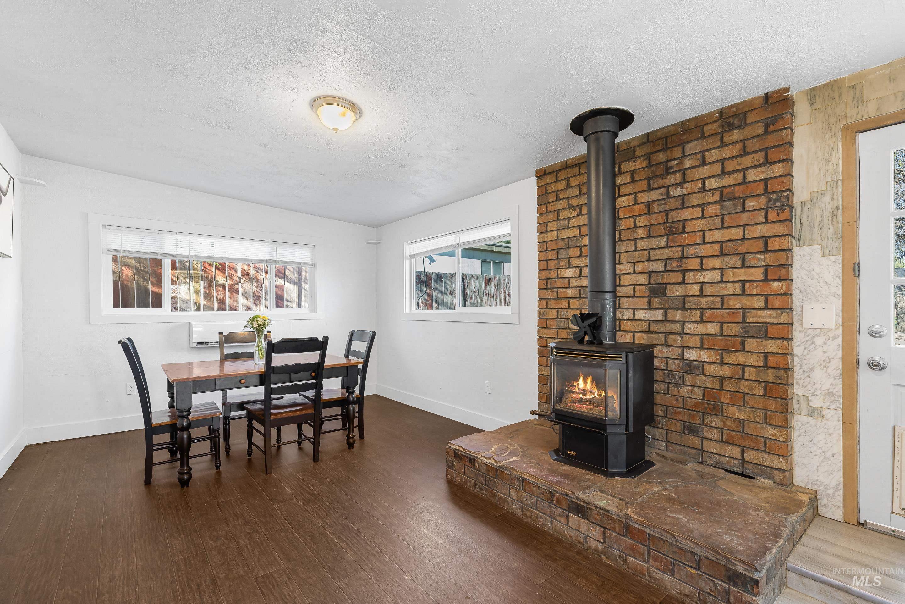 823 5th Ave N, Nampa, Idaho 83687, 3 Bedrooms, 1 Bathroom, Residential For Sale, Price $327,990, 98981292