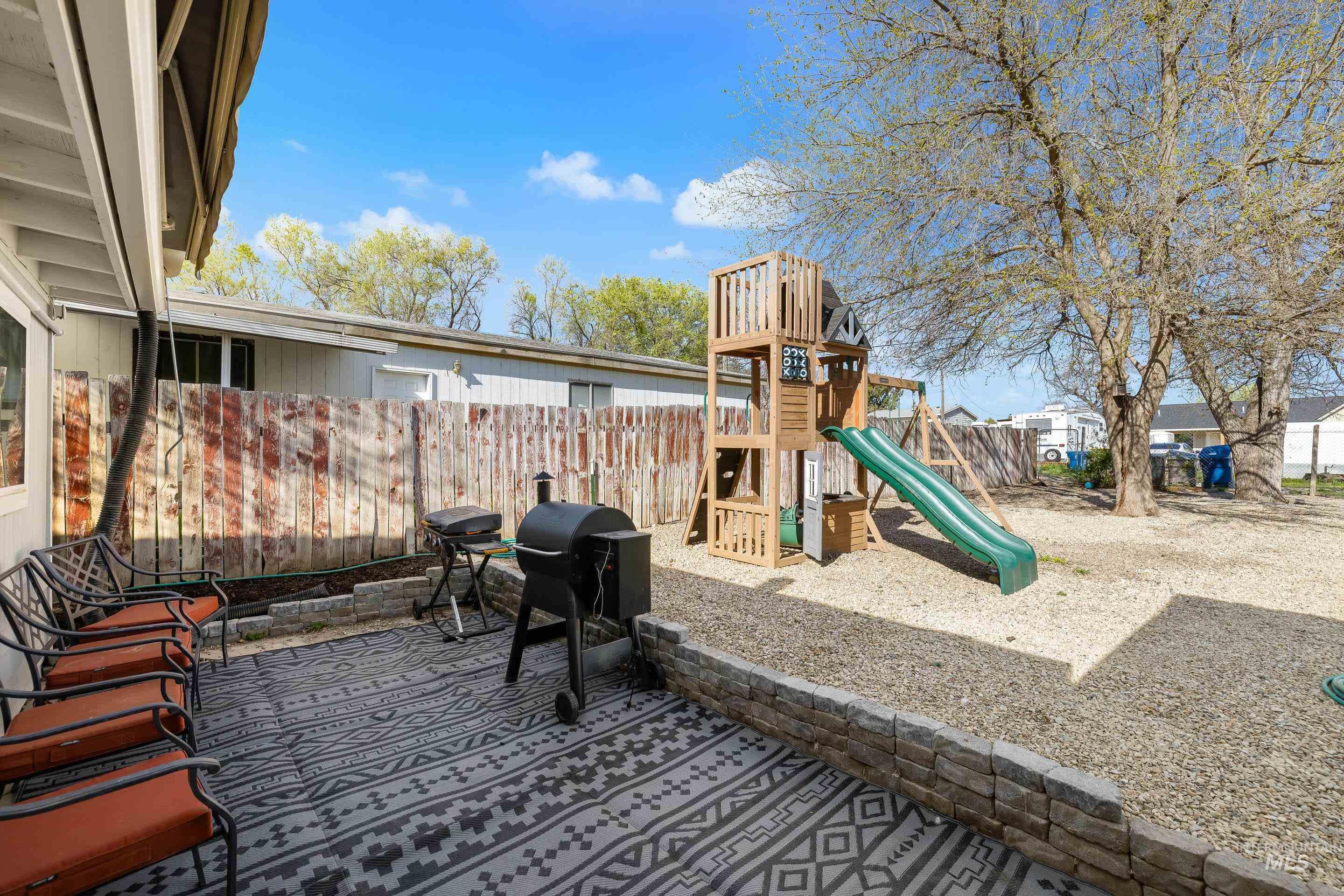 823 5th Ave N, Nampa, Idaho 83687, 3 Bedrooms, 1 Bathroom, Residential For Sale, Price $327,990, 98981292