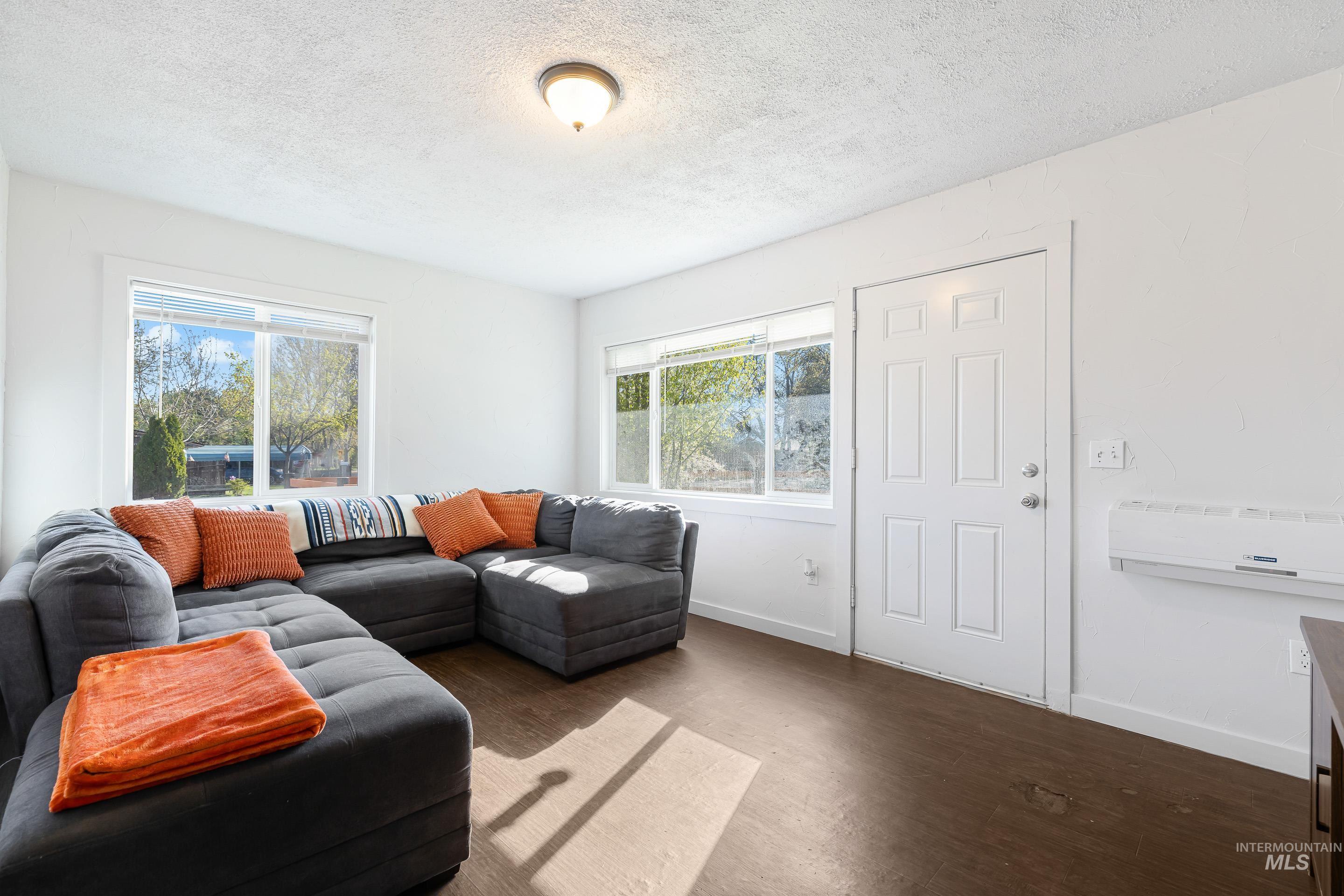 823 5th Ave N, Nampa, Idaho 83687, 3 Bedrooms, 1 Bathroom, Residential For Sale, Price $327,990, 98981292