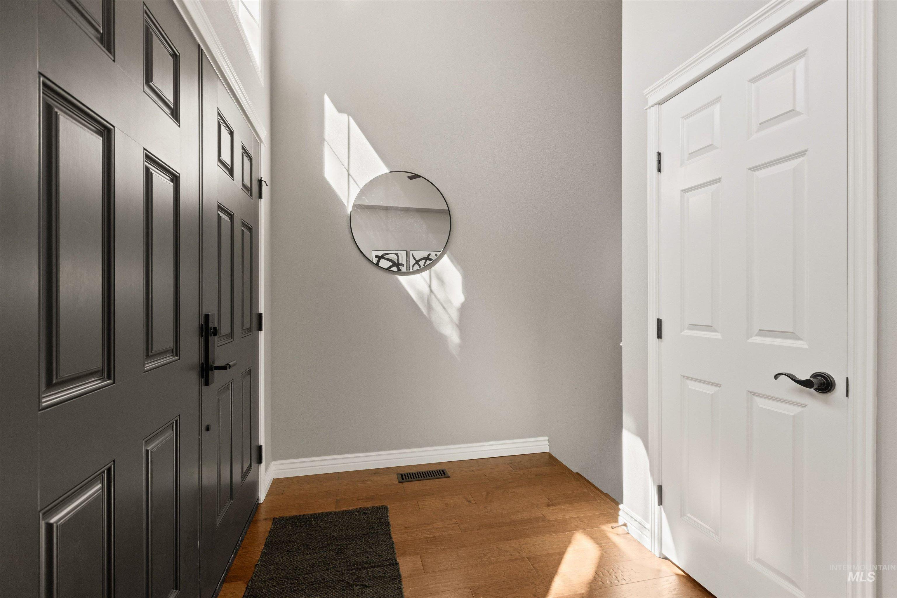 11244 W Knightsbridge Ct, Boise, Idaho 83713, 3 Bedrooms, 2.5 Bathrooms, Residential For Sale, Price $477,000, 98981293