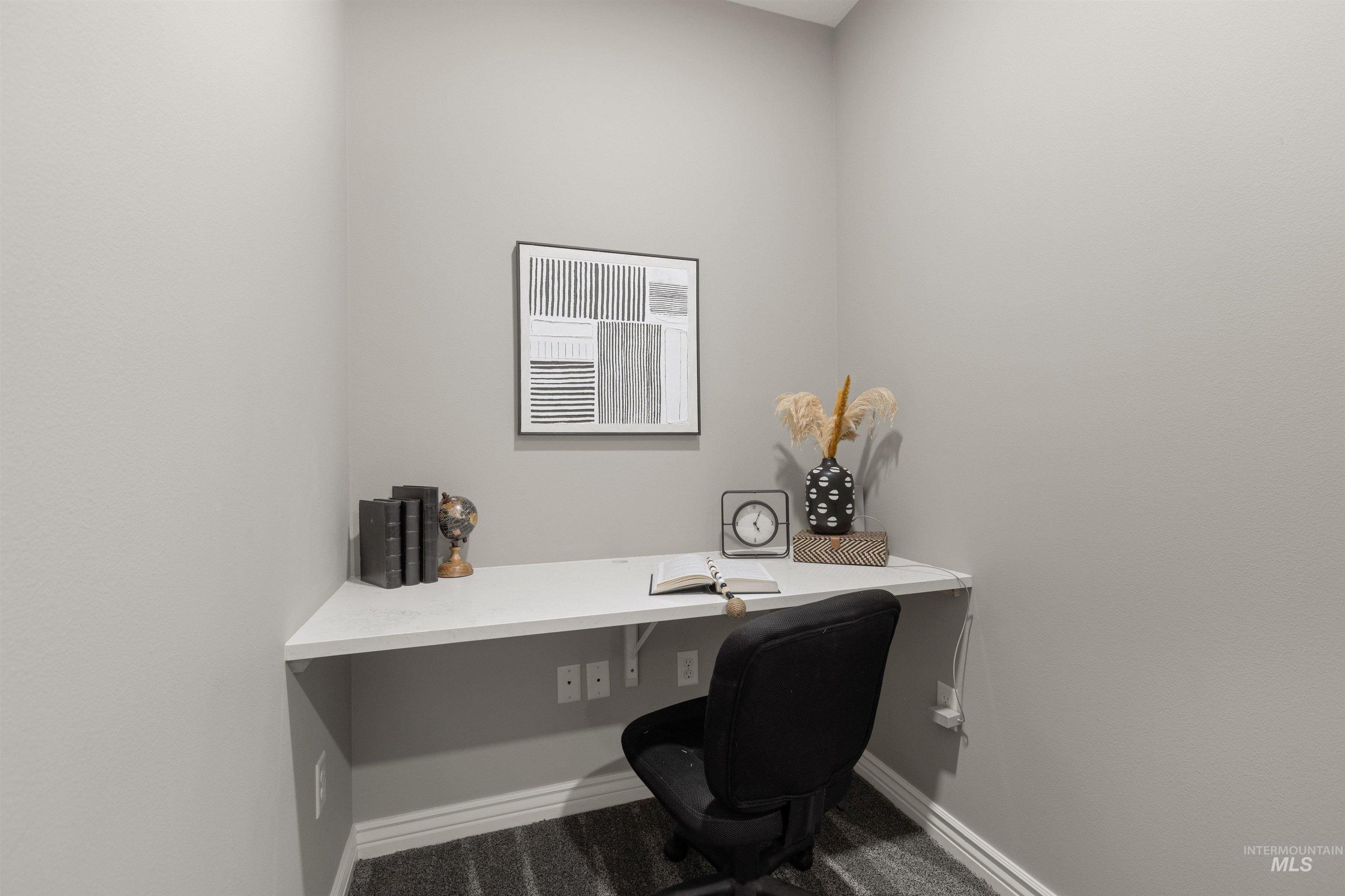 11244 W Knightsbridge Ct, Boise, Idaho 83713, 3 Bedrooms, 2.5 Bathrooms, Residential For Sale, Price $477,000, 98981293