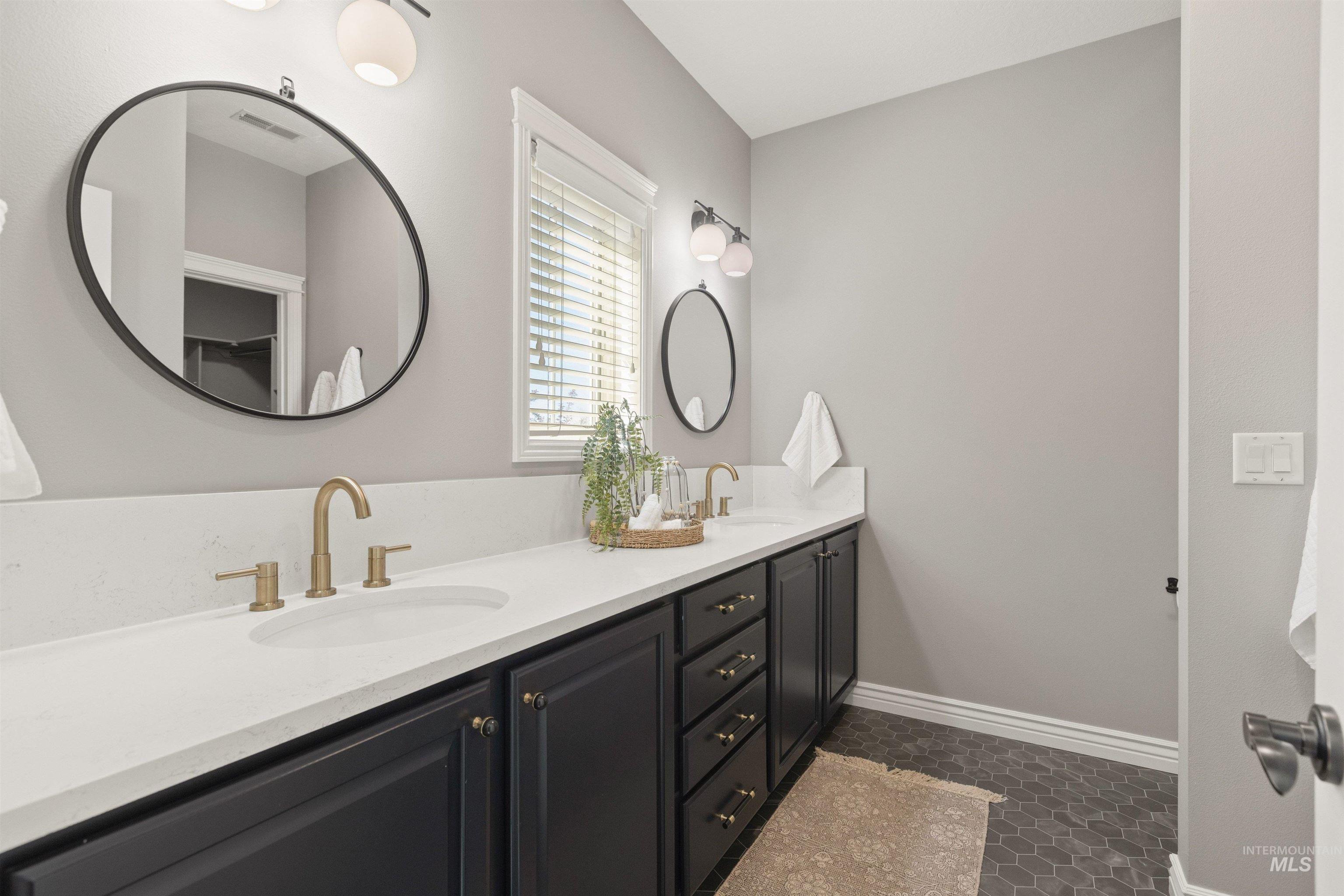 11244 W Knightsbridge Ct, Boise, Idaho 83713, 3 Bedrooms, 2.5 Bathrooms, Residential For Sale, Price $477,000, 98981293