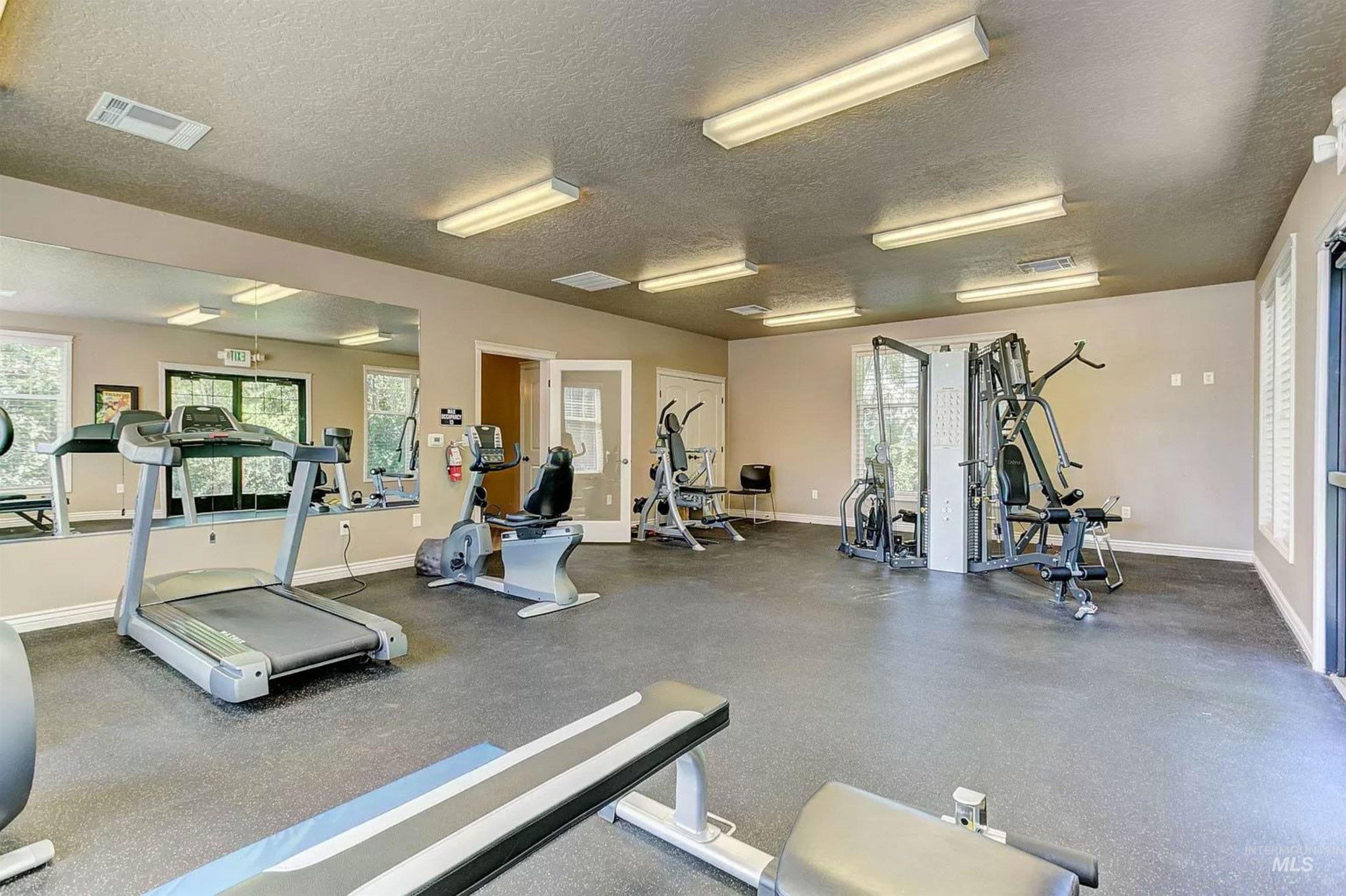 11244 W Knightsbridge Ct, Boise, Idaho 83713, 3 Bedrooms, 2.5 Bathrooms, Residential For Sale, Price $477,000, 98981293