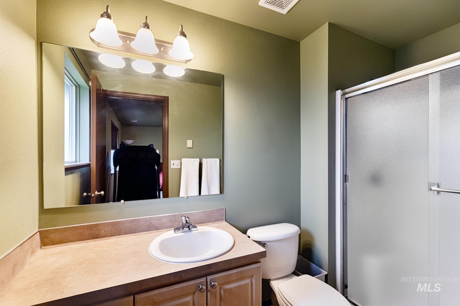 7500 Pleasant View Dr, Caldwell, Idaho 83607, 3 Bedrooms, 2 Bathrooms, Residential For Sale, Price $679,900, 98981296