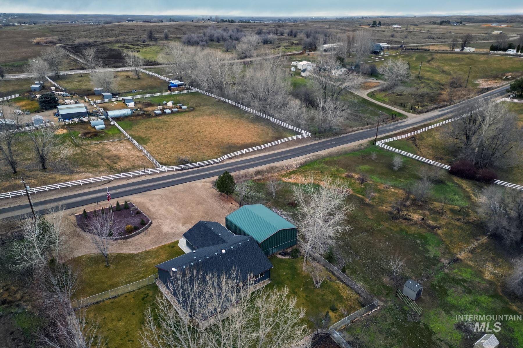 7500 Pleasant View Dr, Caldwell, Idaho 83607, 3 Bedrooms, 2 Bathrooms, Residential For Sale, Price $679,900, 98981296