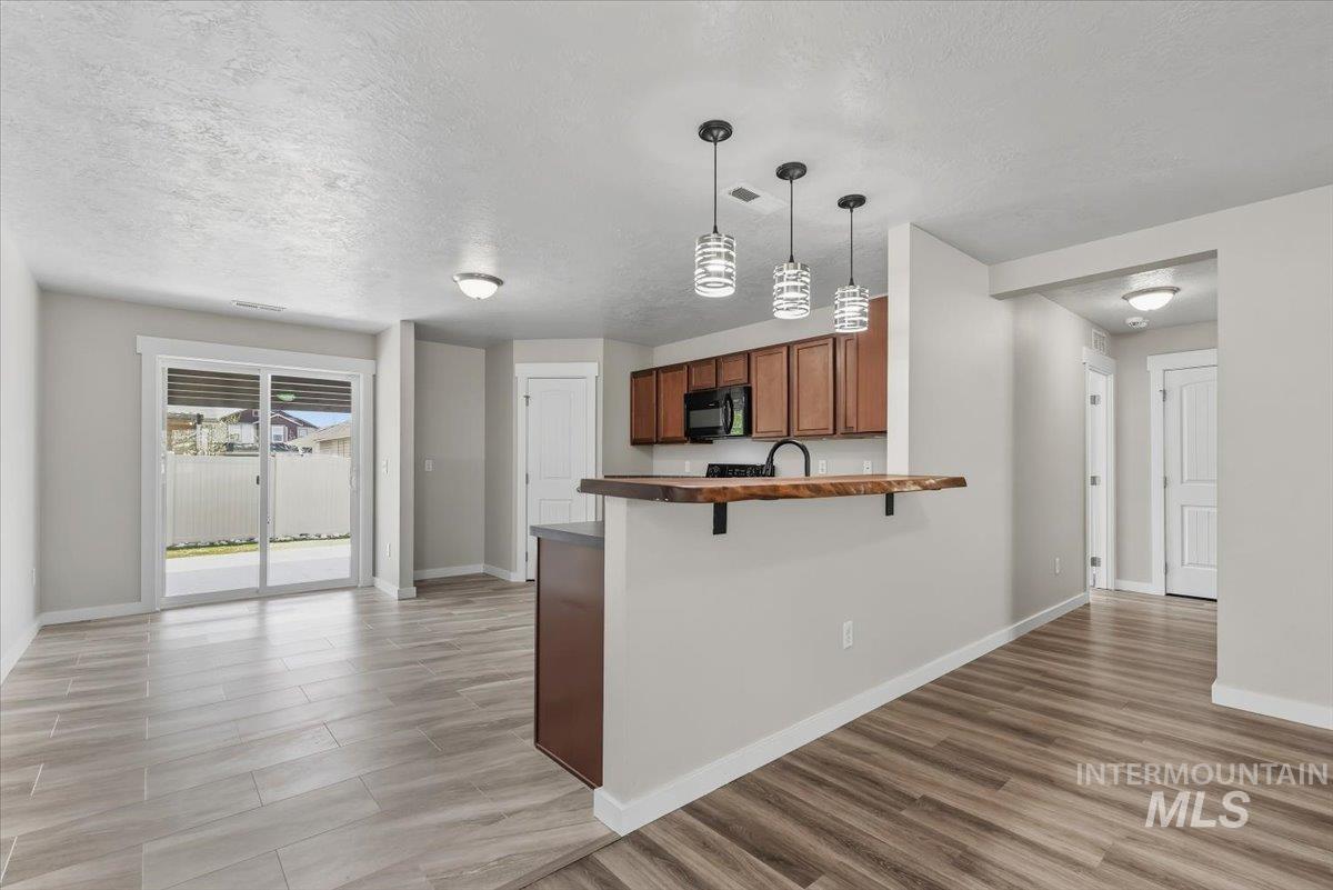 16763 N Dartmouth Ave, Nampa, Idaho 83687-3019, 3 Bedrooms, 2 Bathrooms, Residential For Sale, Price $400,000, 98981297