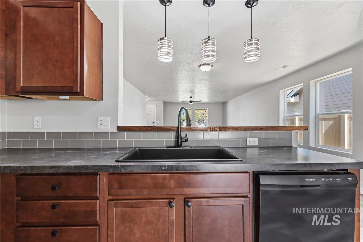 16763 N Dartmouth Ave, Nampa, Idaho 83687-3019, 3 Bedrooms, 2 Bathrooms, Residential For Sale, Price $400,000, 98981297