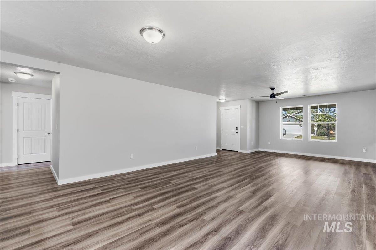 16763 N Dartmouth Ave, Nampa, Idaho 83687-3019, 3 Bedrooms, 2 Bathrooms, Residential For Sale, Price $400,000, 98981297