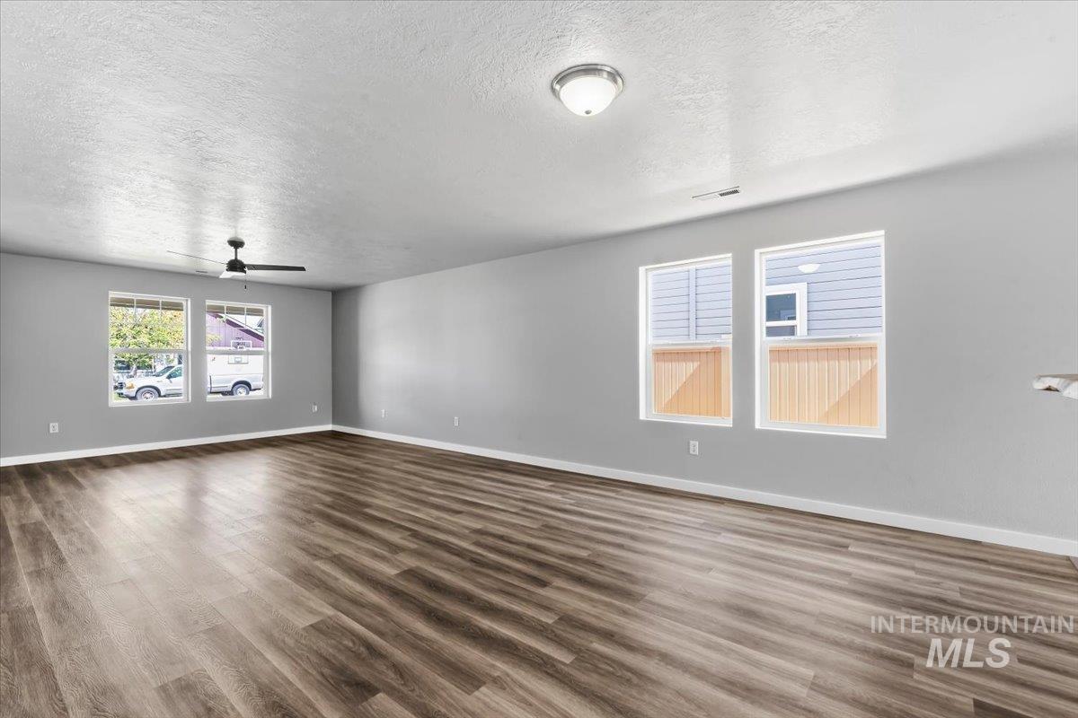 16763 N Dartmouth Ave, Nampa, Idaho 83687-3019, 3 Bedrooms, 2 Bathrooms, Residential For Sale, Price $400,000, 98981297