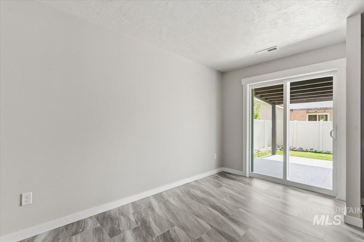 16763 N Dartmouth Ave, Nampa, Idaho 83687-3019, 3 Bedrooms, 2 Bathrooms, Residential For Sale, Price $400,000, 98981297