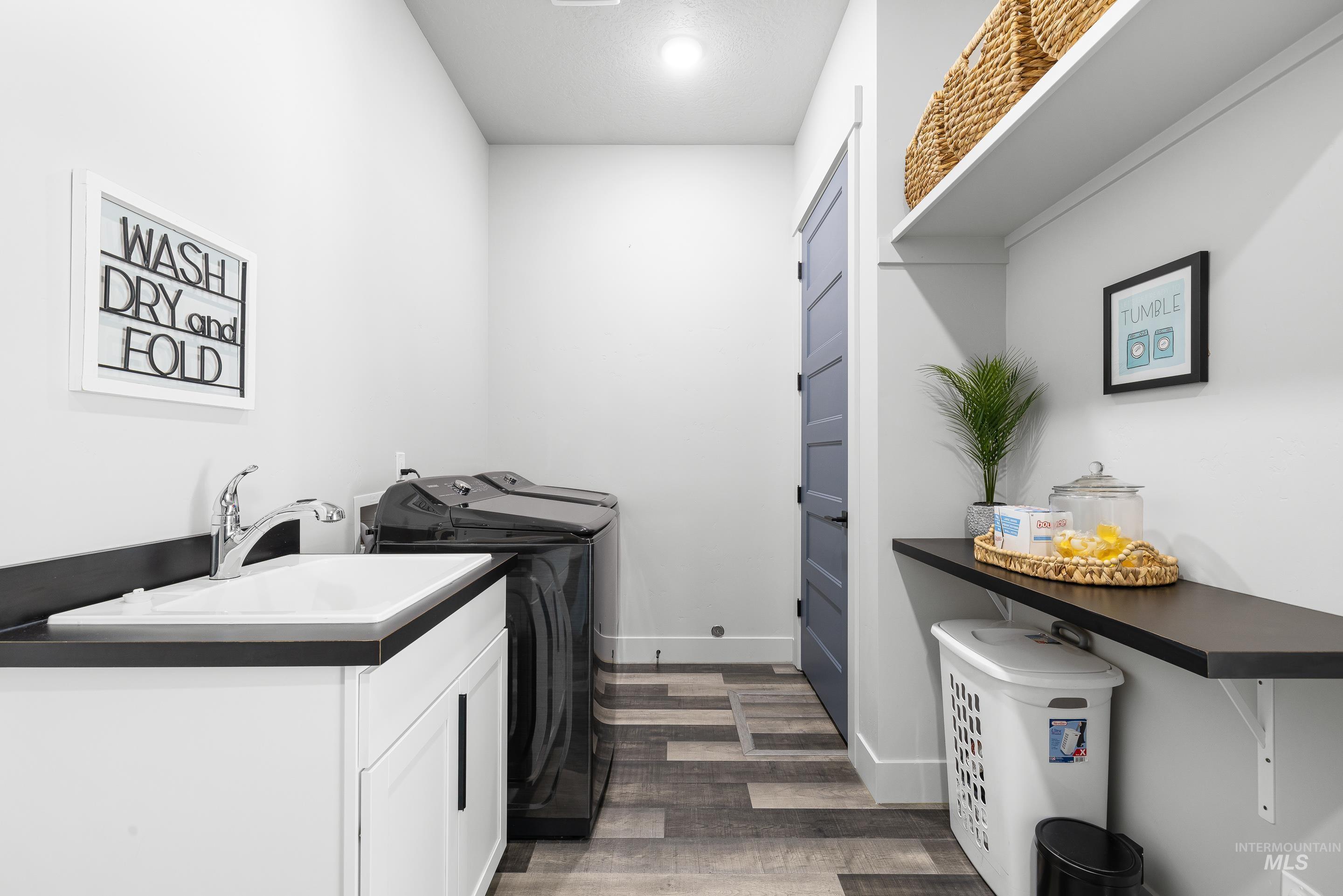 3483 S Grenze Way, Meridian, Idaho 83642, 4 Bedrooms, 2.5 Bathrooms, Residential For Sale, Price $840,000, 98981301