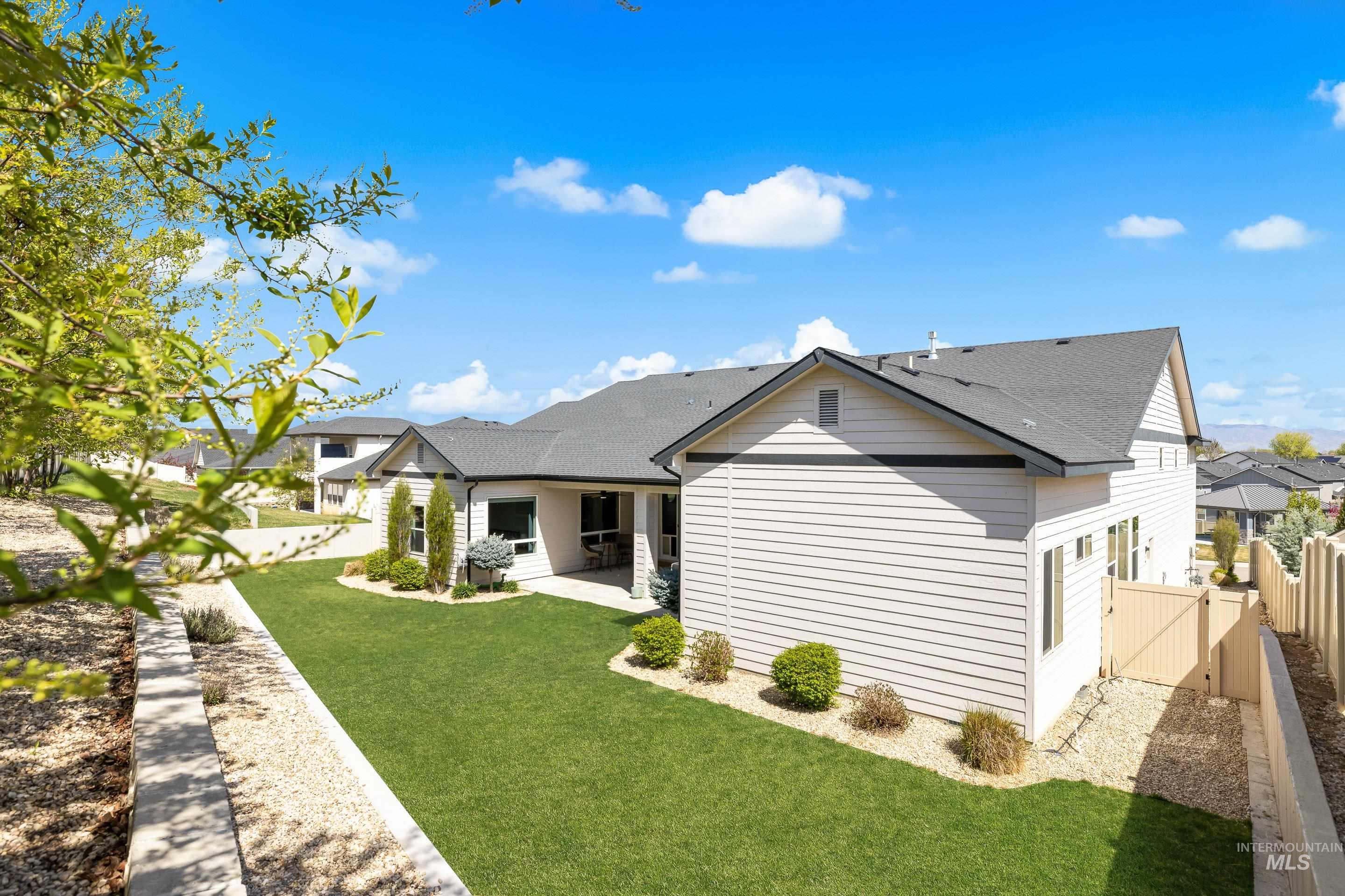 3483 S Grenze Way, Meridian, Idaho 83642, 4 Bedrooms, 2.5 Bathrooms, Residential For Sale, Price $840,000, 98981301