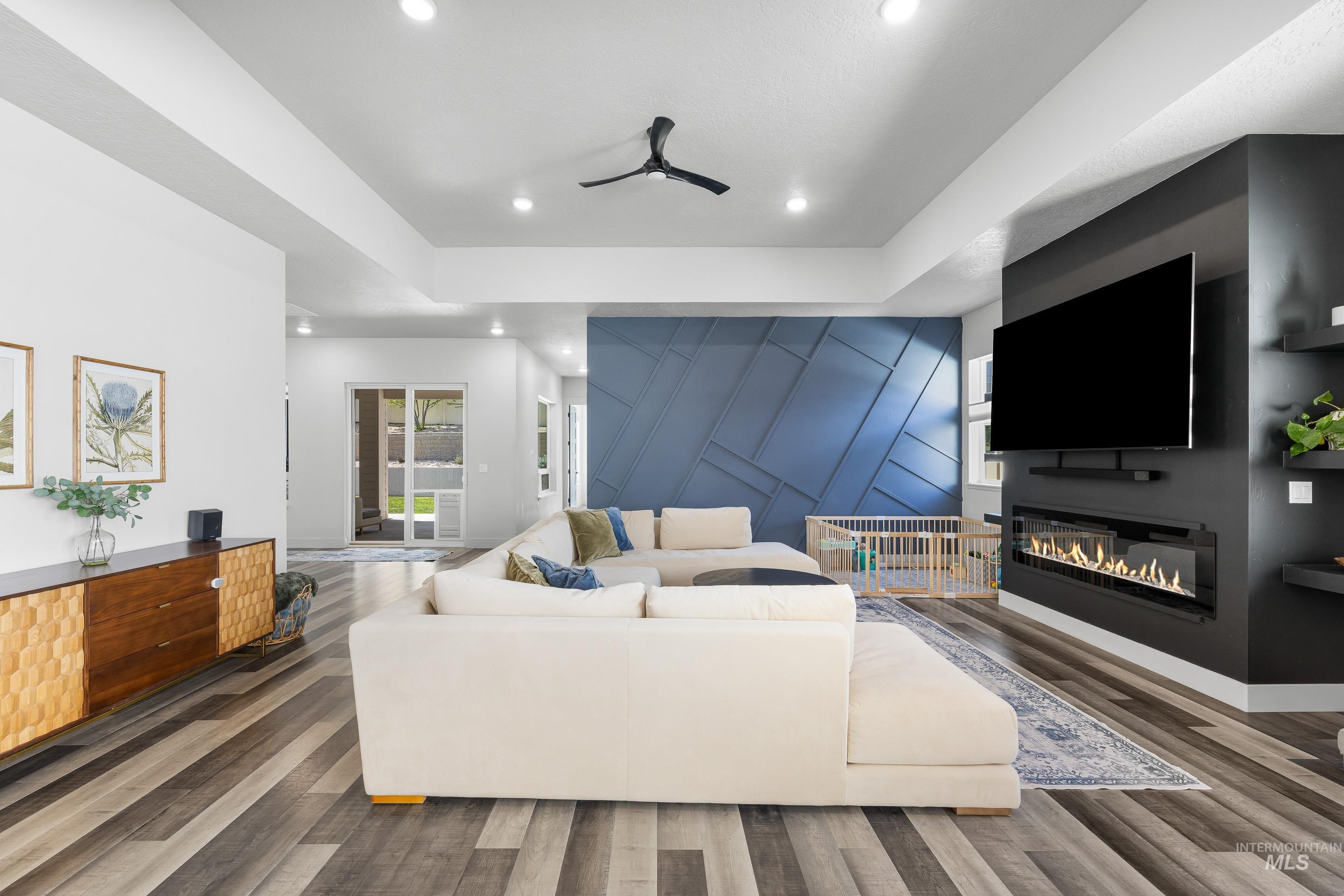 3483 S Grenze Way, Meridian, Idaho 83642, 4 Bedrooms, 2.5 Bathrooms, Residential For Sale, Price $840,000, 98981301