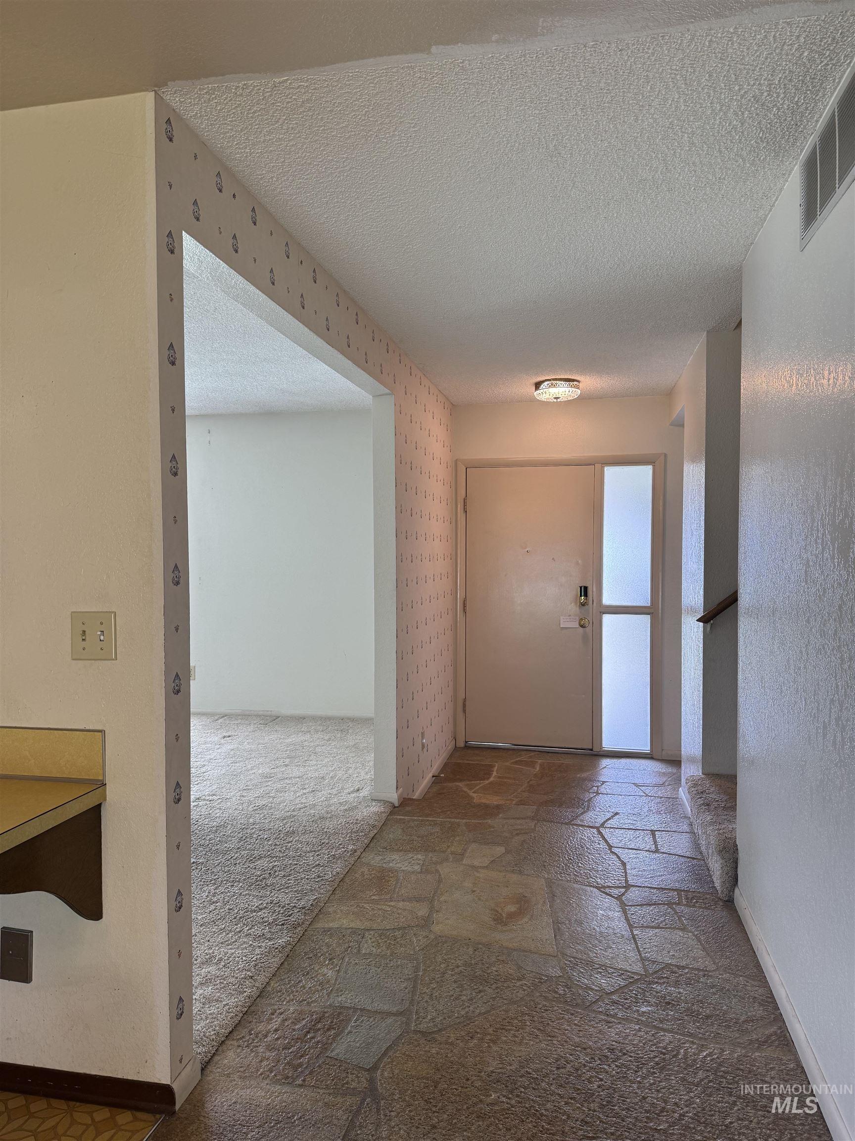 5210 N Decatur, Boise, Idaho 83704, 4 Bedrooms, 2.5 Bathrooms, Residential For Sale, Price $430,000, 98981303