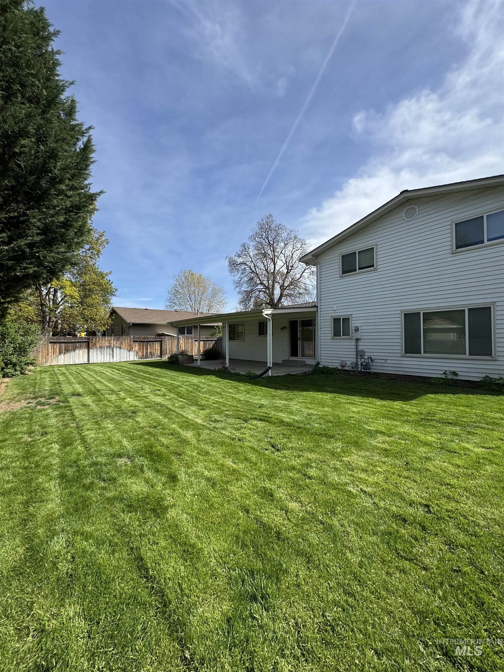 5210 N Decatur, Boise, Idaho 83704, 4 Bedrooms, 2.5 Bathrooms, Residential For Sale, Price $430,000, 98981303