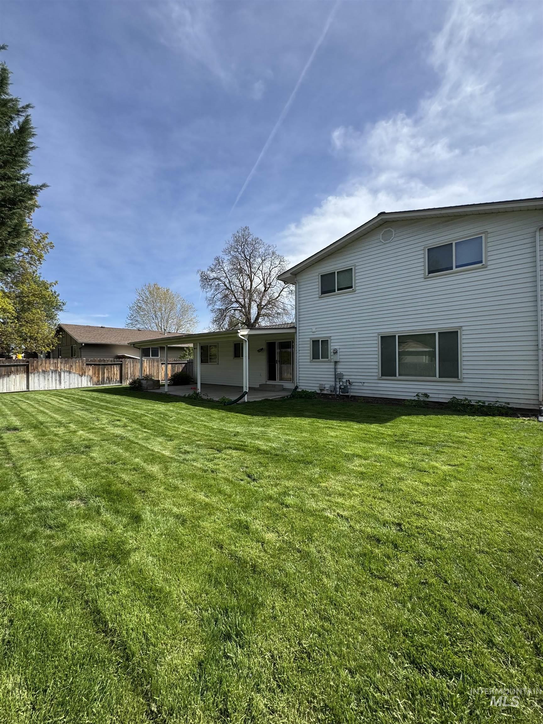 5210 N Decatur, Boise, Idaho 83704, 4 Bedrooms, 2.5 Bathrooms, Residential For Sale, Price $430,000, 98981303