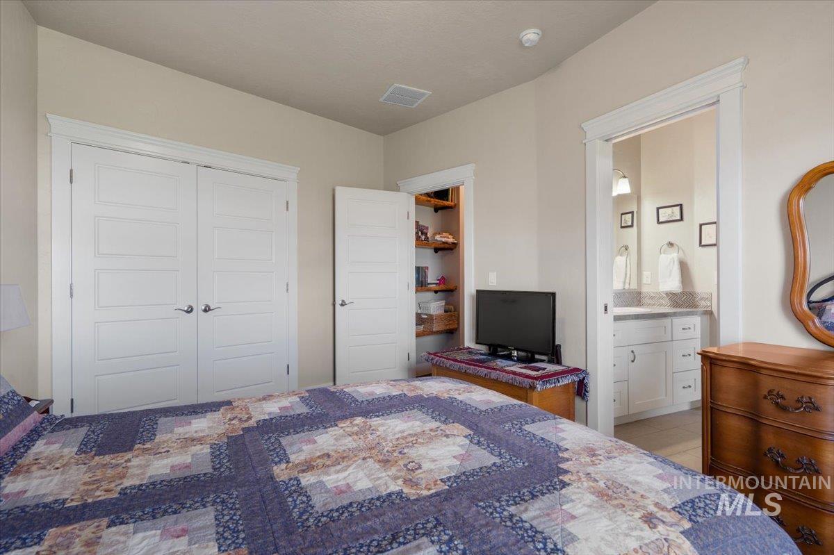 28024 Rivers Edge St, Wilder, Idaho 83676, 3 Bedrooms, 2.5 Bathrooms, Residential For Sale, Price $825,000, 98981306