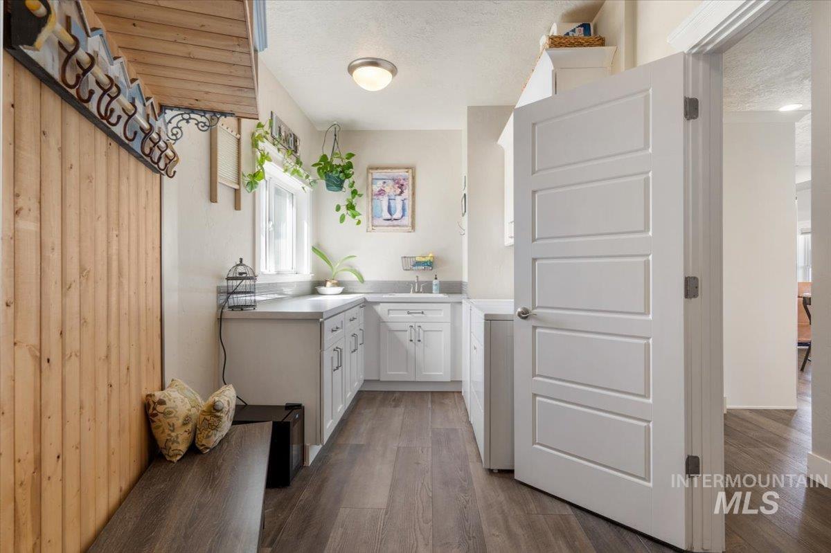 28024 Rivers Edge St, Wilder, Idaho 83676, 3 Bedrooms, 2.5 Bathrooms, Residential For Sale, Price $825,000, 98981306