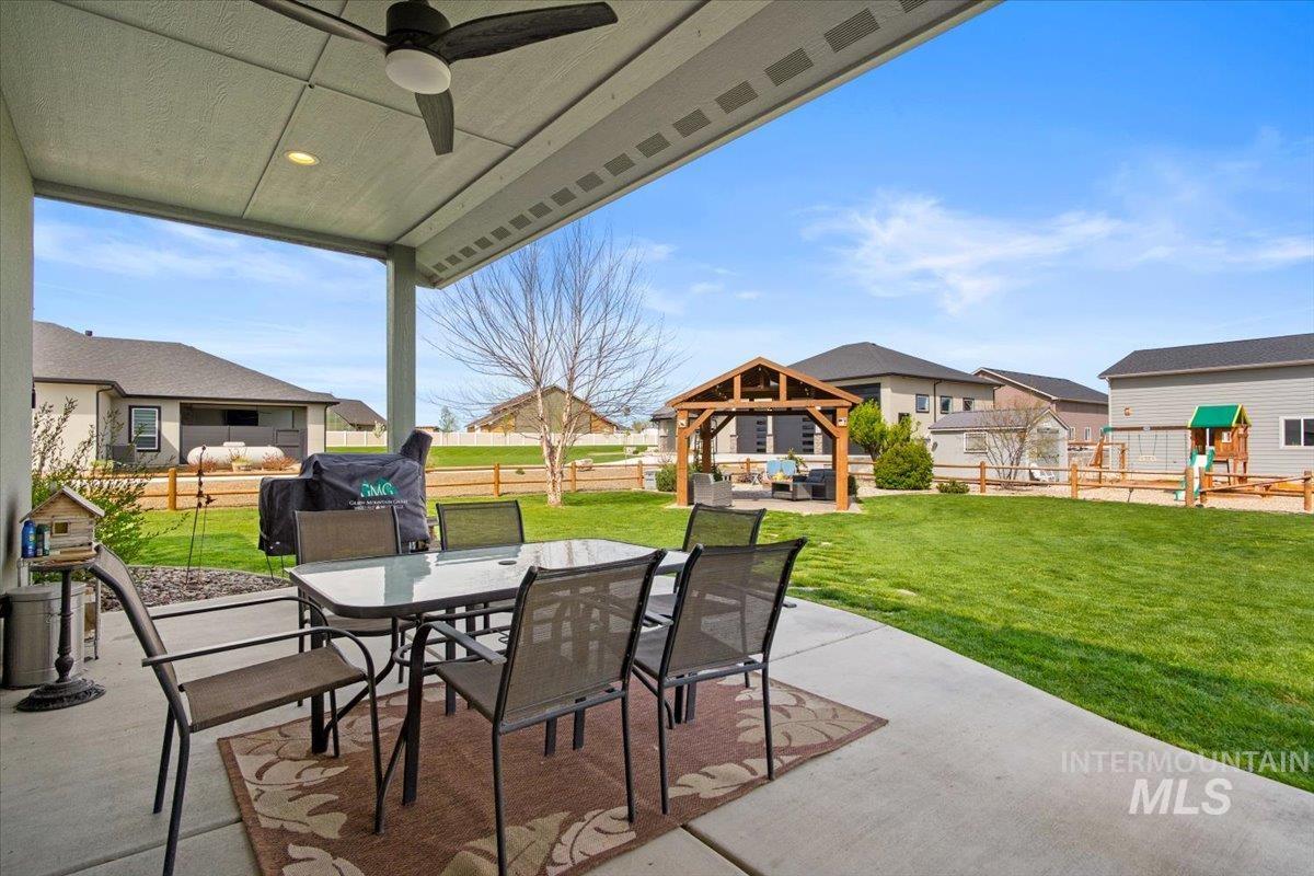 28024 Rivers Edge St, Wilder, Idaho 83676, 3 Bedrooms, 2.5 Bathrooms, Residential For Sale, Price $825,000, 98981306