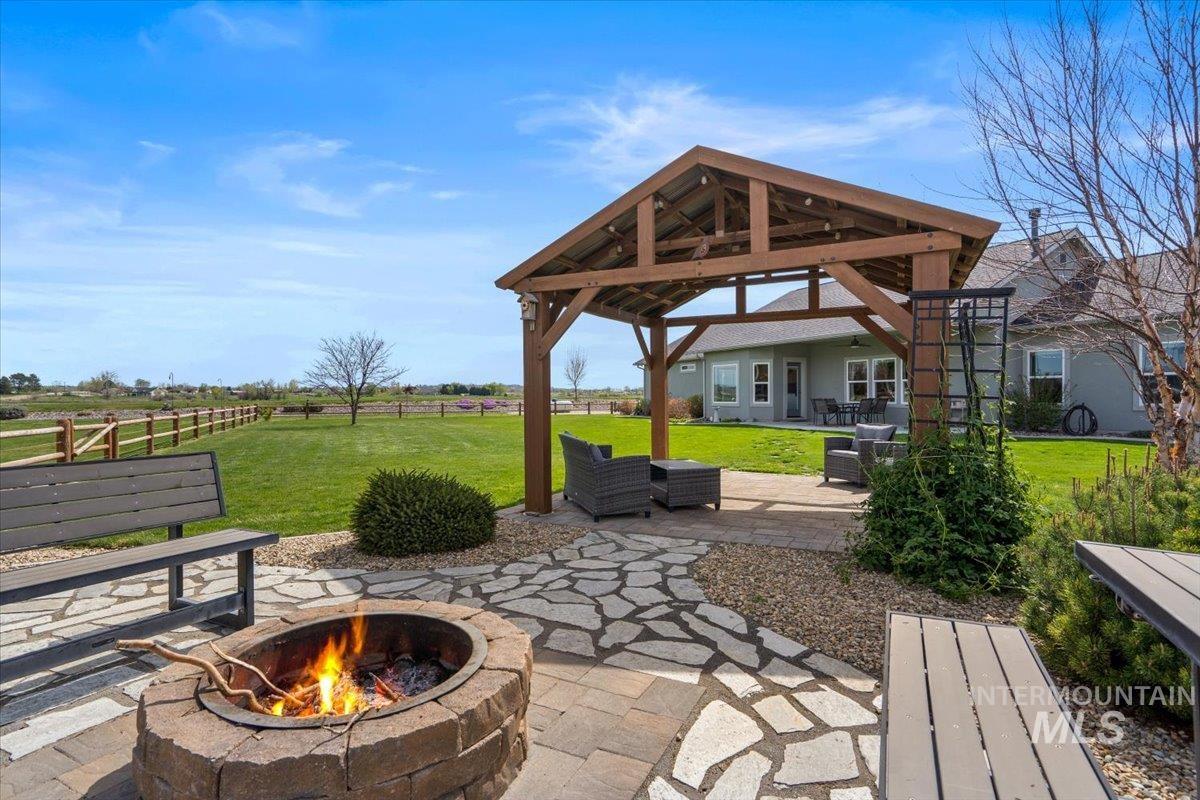 28024 Rivers Edge St, Wilder, Idaho 83676, 3 Bedrooms, 2.5 Bathrooms, Residential For Sale, Price $825,000, 98981306