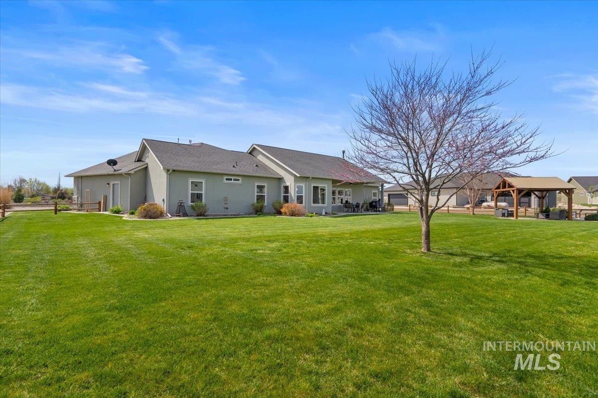 28024 Rivers Edge St, Wilder, Idaho 83676, 3 Bedrooms, 2.5 Bathrooms, Residential For Sale, Price $825,000, 98981306