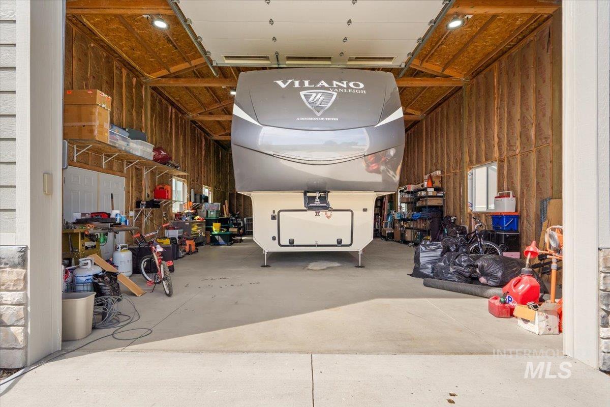 28024 Rivers Edge St, Wilder, Idaho 83676, 3 Bedrooms, 2.5 Bathrooms, Residential For Sale, Price $825,000, 98981306