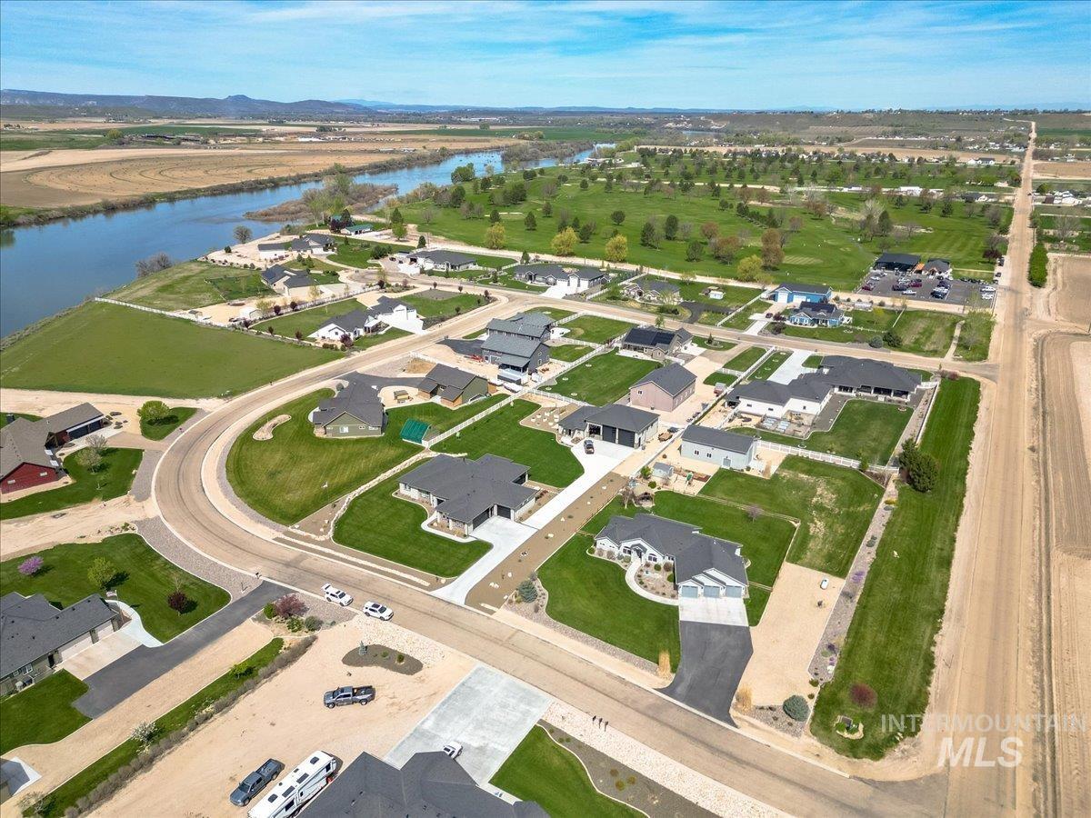 28024 Rivers Edge St, Wilder, Idaho 83676, 3 Bedrooms, 2.5 Bathrooms, Residential For Sale, Price $825,000, 98981306