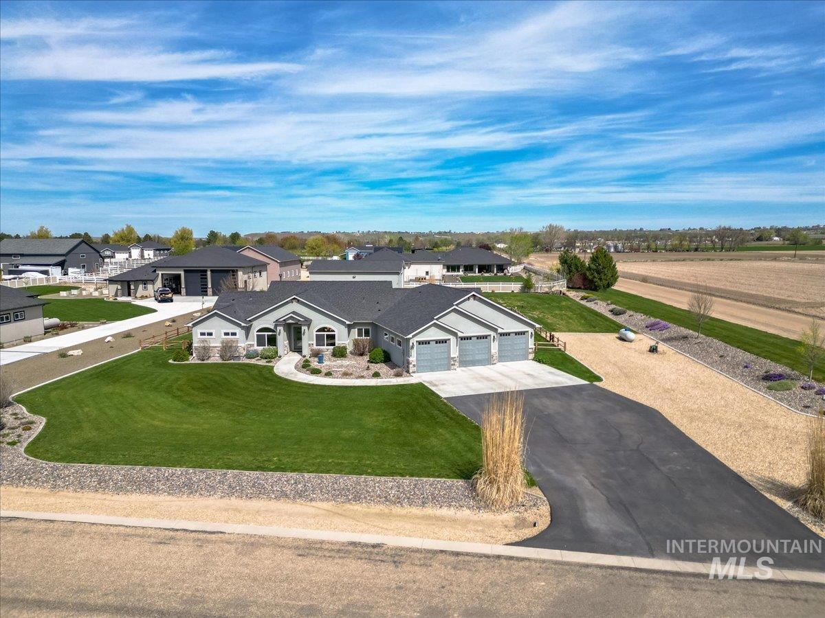 28024 Rivers Edge St, Wilder, Idaho 83676, 3 Bedrooms, 2.5 Bathrooms, Residential For Sale, Price $825,000, 98981306