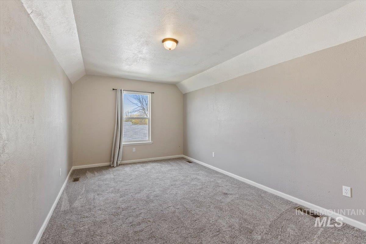 2824 Bristol Ave., Caldwell, Idaho 83605, 5 Bedrooms, 2.5 Bathrooms, Residential For Sale, Price $424,900, 98981308