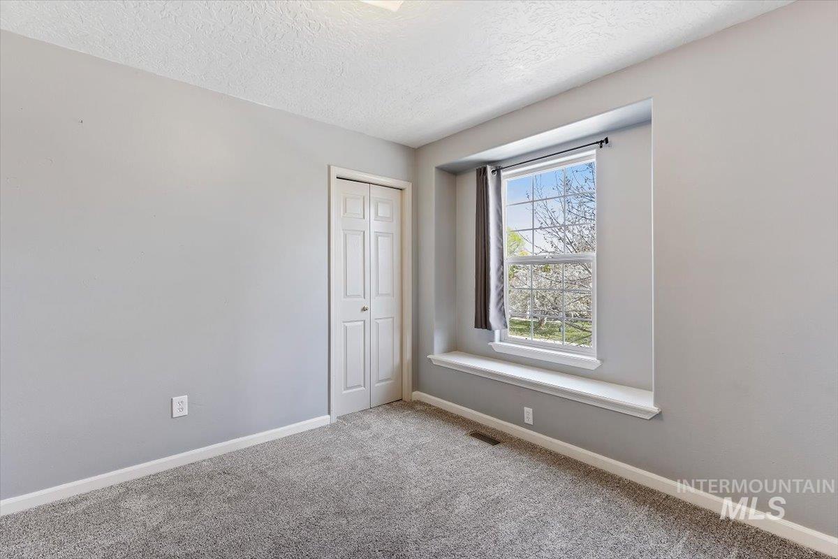 2824 Bristol Ave., Caldwell, Idaho 83605, 5 Bedrooms, 2.5 Bathrooms, Residential For Sale, Price $424,900, 98981308