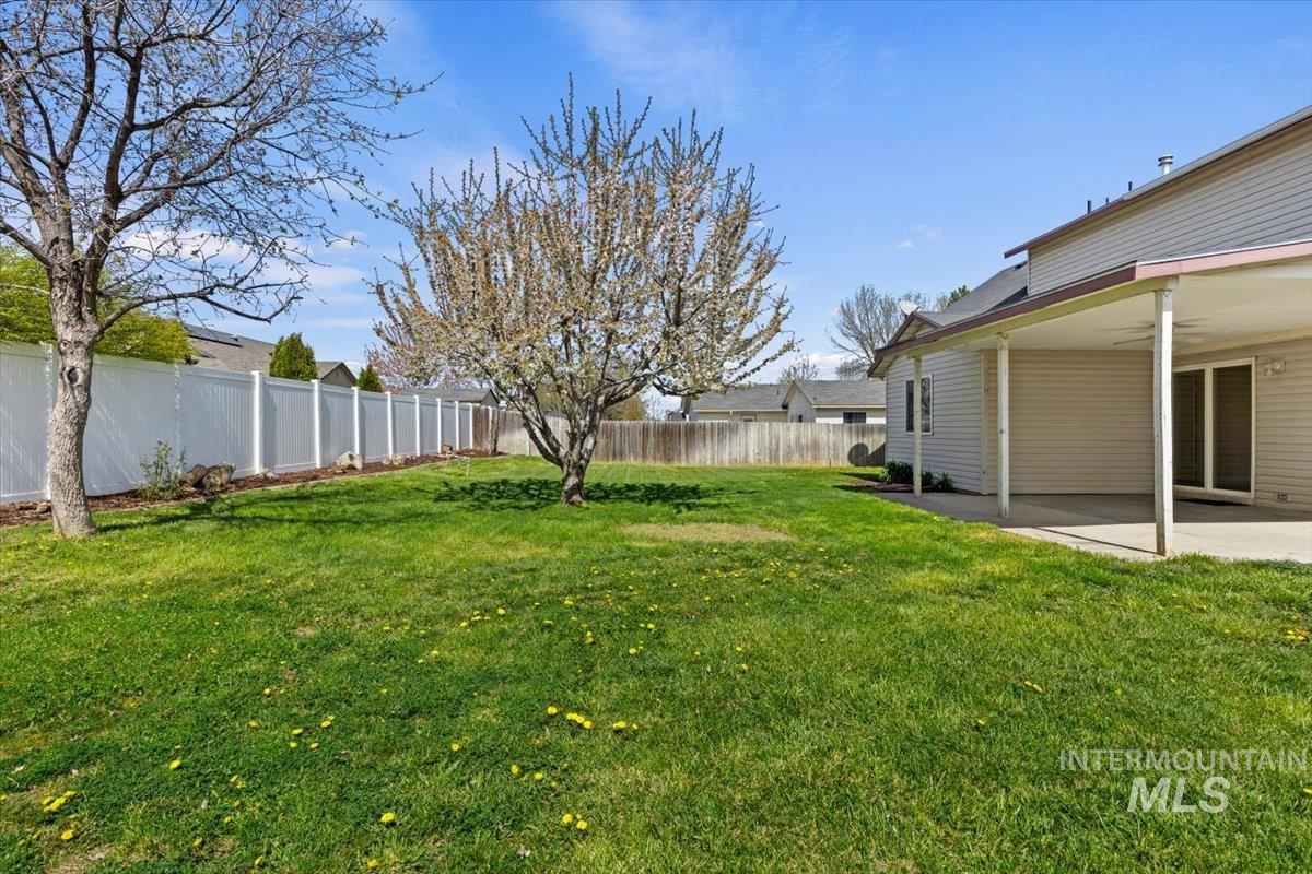 2824 Bristol Ave., Caldwell, Idaho 83605, 5 Bedrooms, 2.5 Bathrooms, Residential For Sale, Price $424,900, 98981308